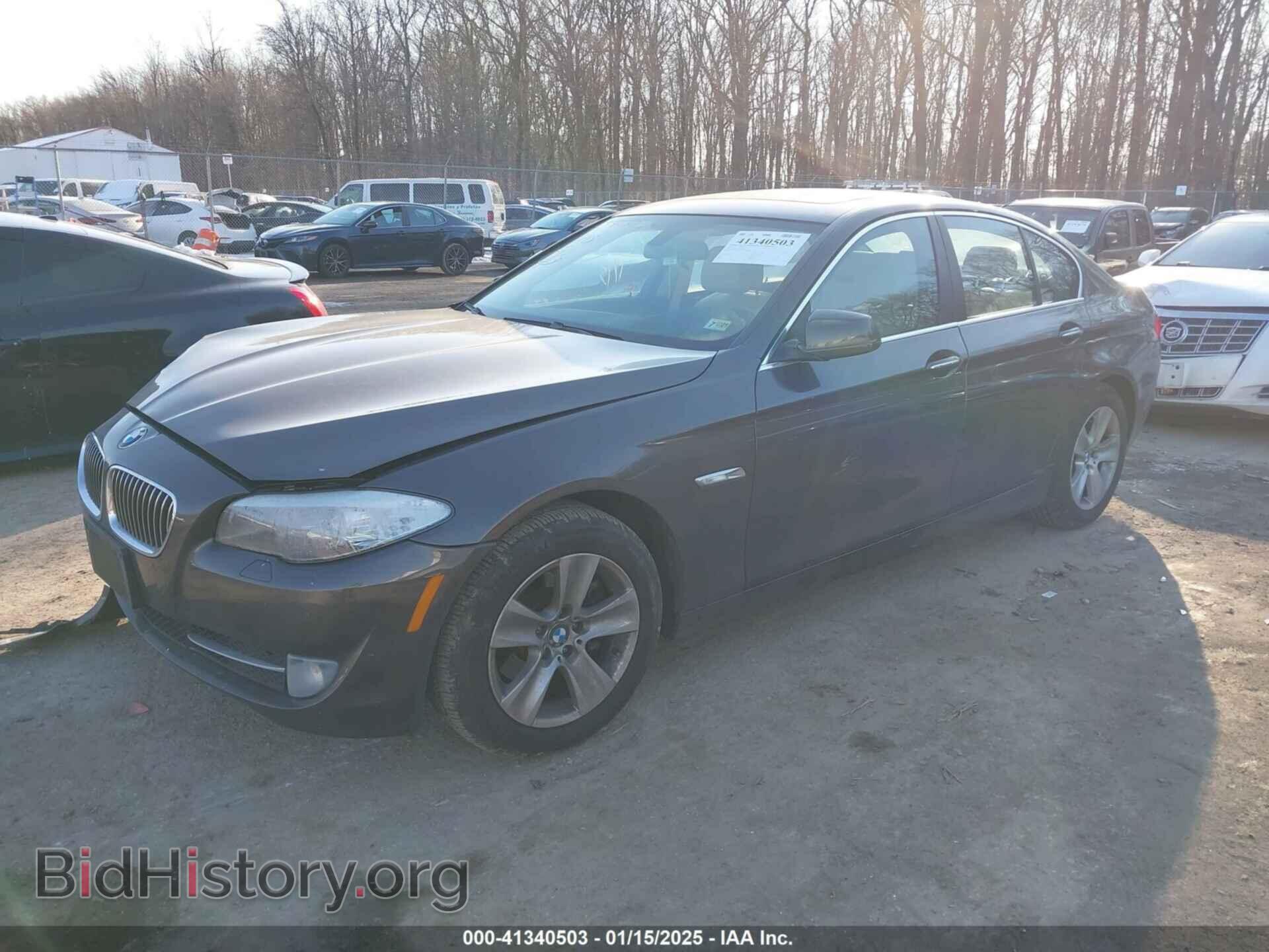 2013 BMW 528I - VIN: WBAXH5C57DD112561 - Фото 2
