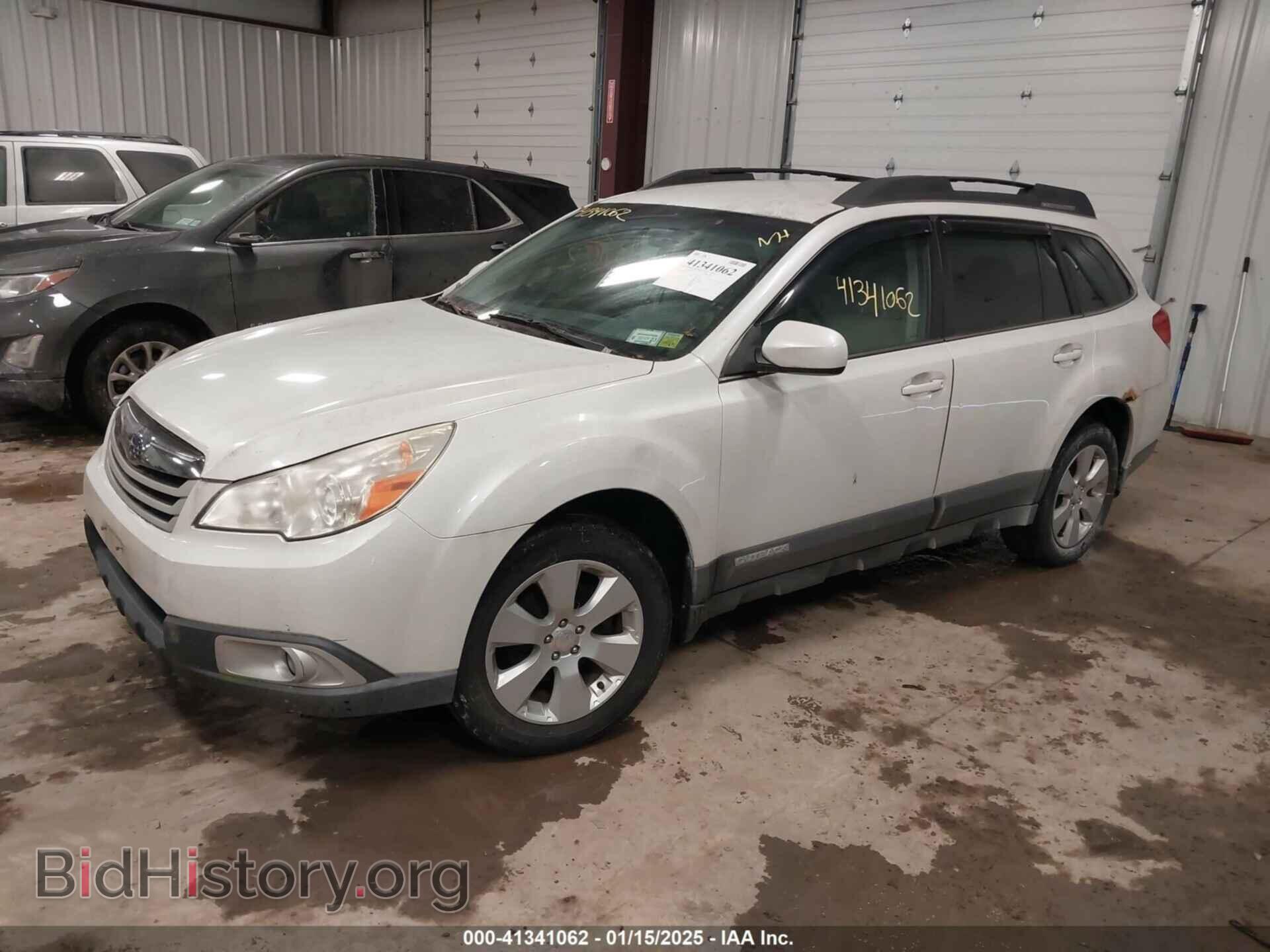 2011 SUBARU OUTBACK - VIN: 4S4BRBCC5B3420916 - Фото 2