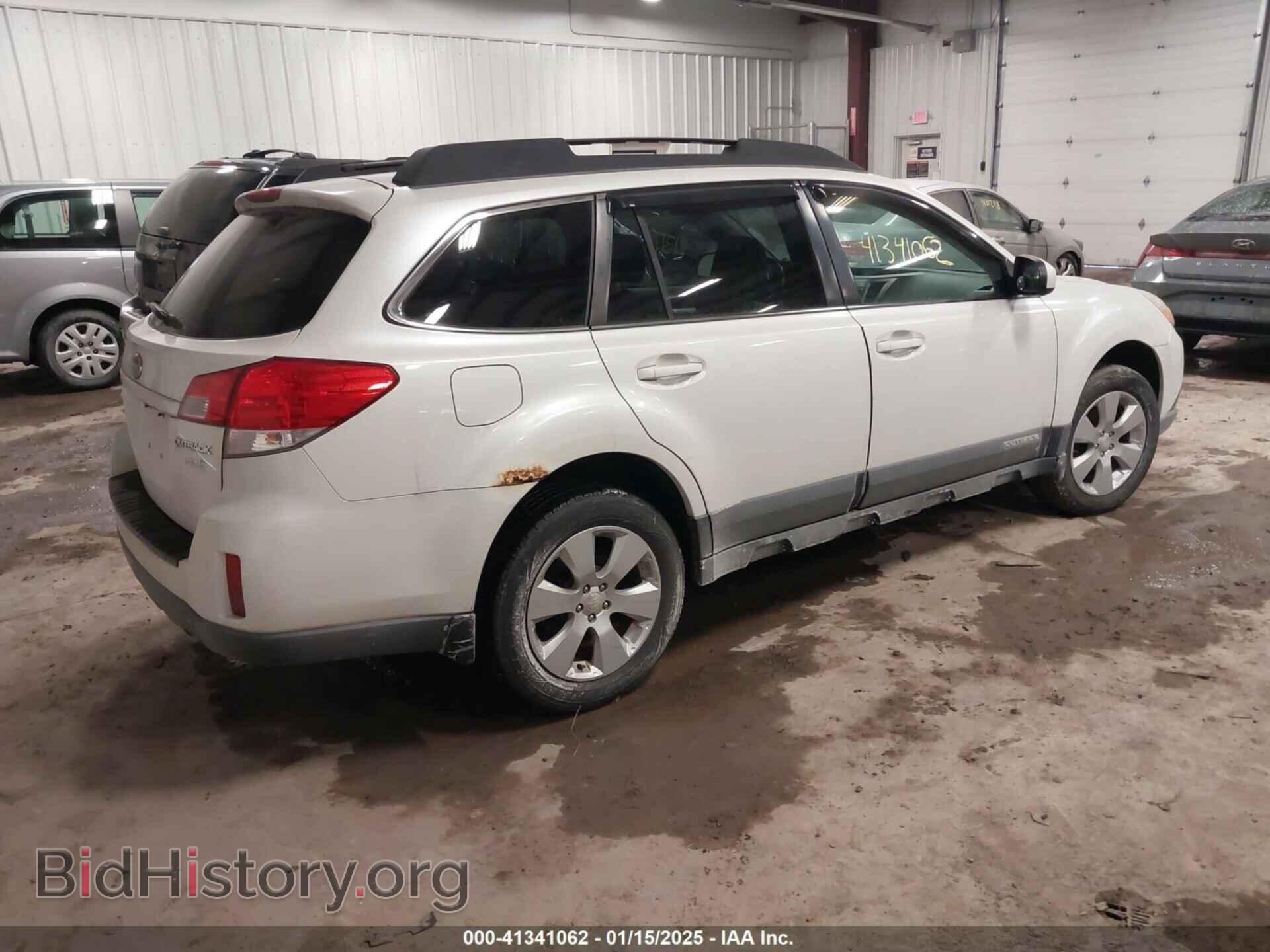 2011 SUBARU OUTBACK - VIN: 4S4BRBCC5B3420916 - Фото 4