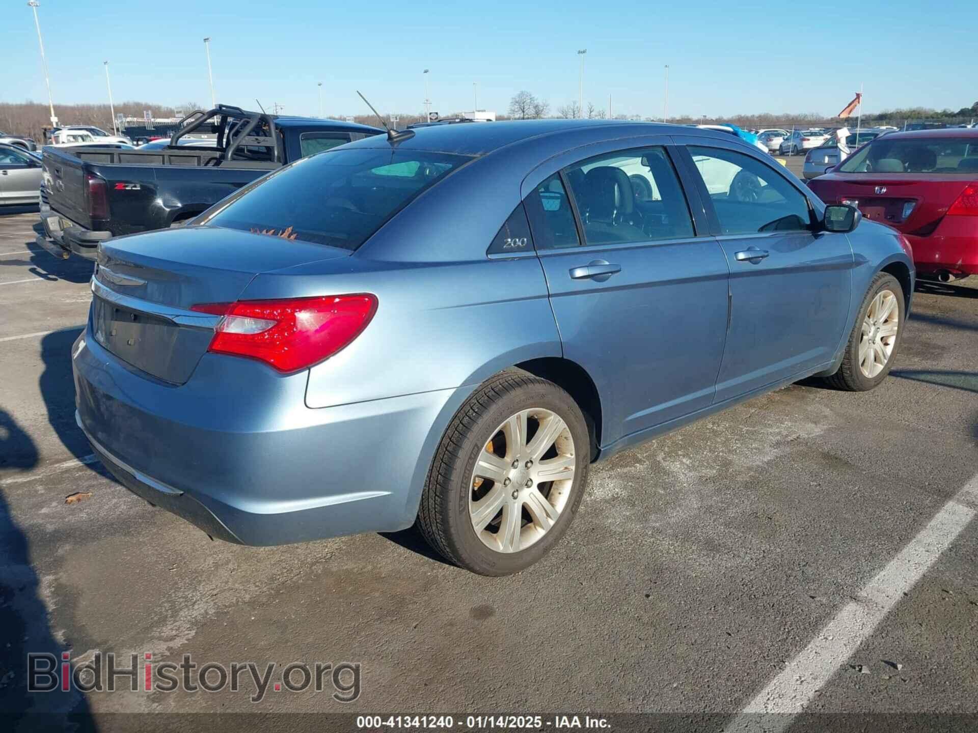 2011 CHRYSLER 200 - VIN: 1C3BC1FB8BN615274 - Фото 4