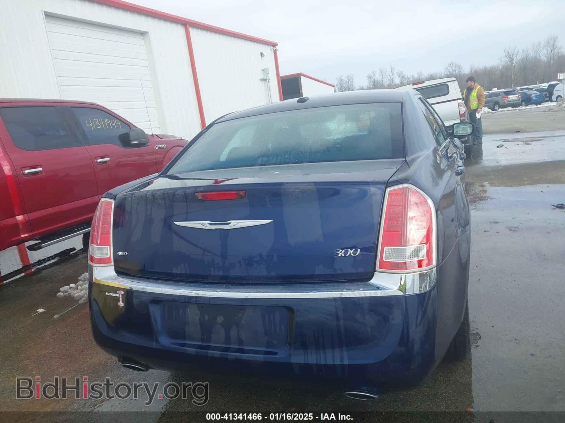 2014 CHRYSLER 300 - VIN: 2C3CCARG2EH308725 - Фото 16