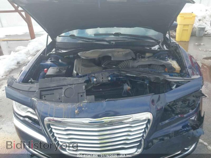 2014 Chrysler 300 (VIN 2C3CCARG2EH308725) — photo 10 of 16