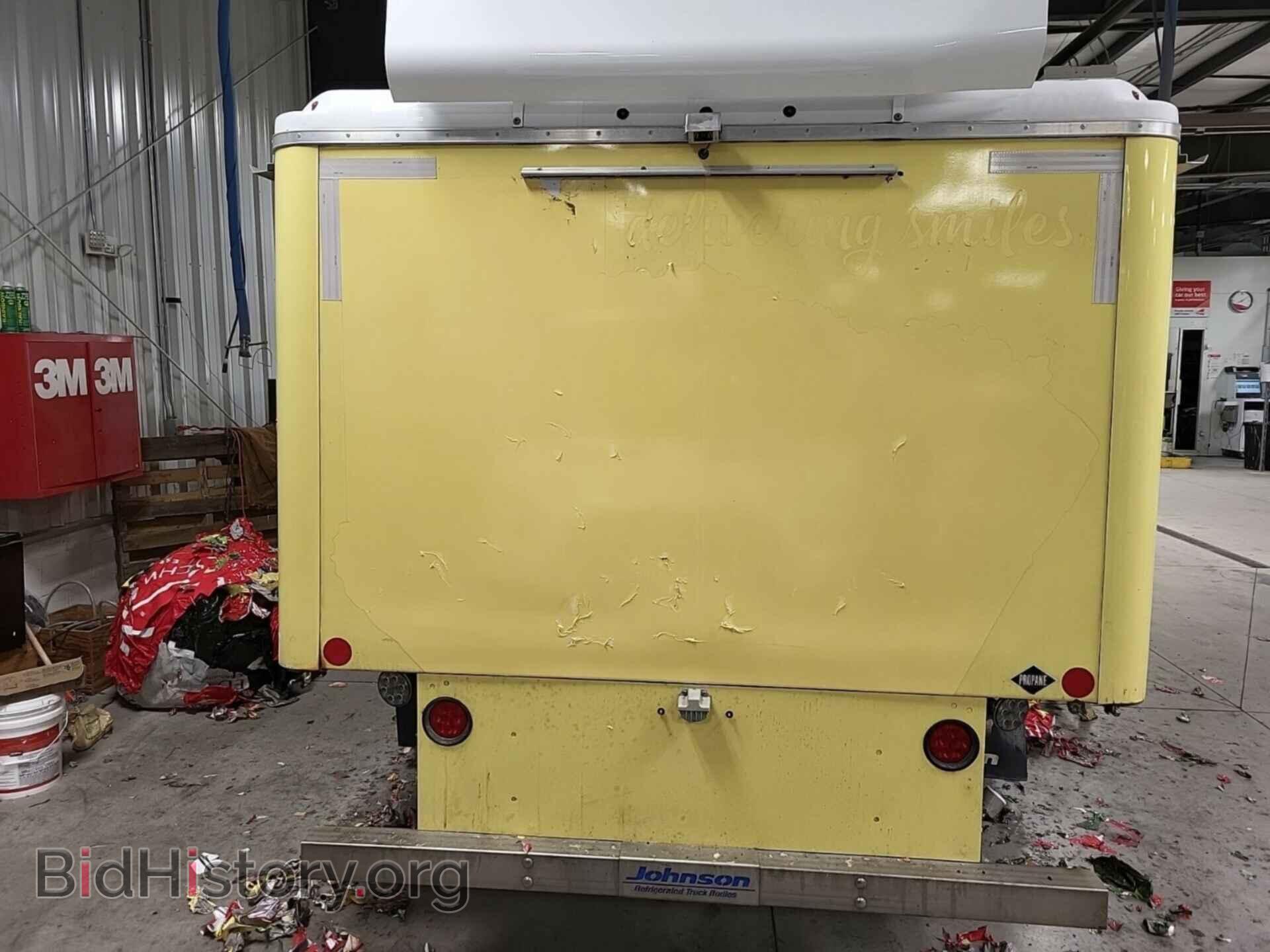 2018 FORD ECONOLINE - VIN: 1FDXE4FS8JDC33307 - Фото 5