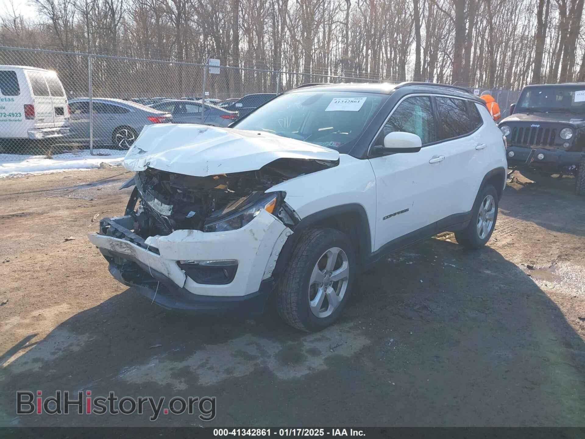2019 JEEP COMPASS - VIN: 3C4NJDBB6KT781119 - Фото 2
