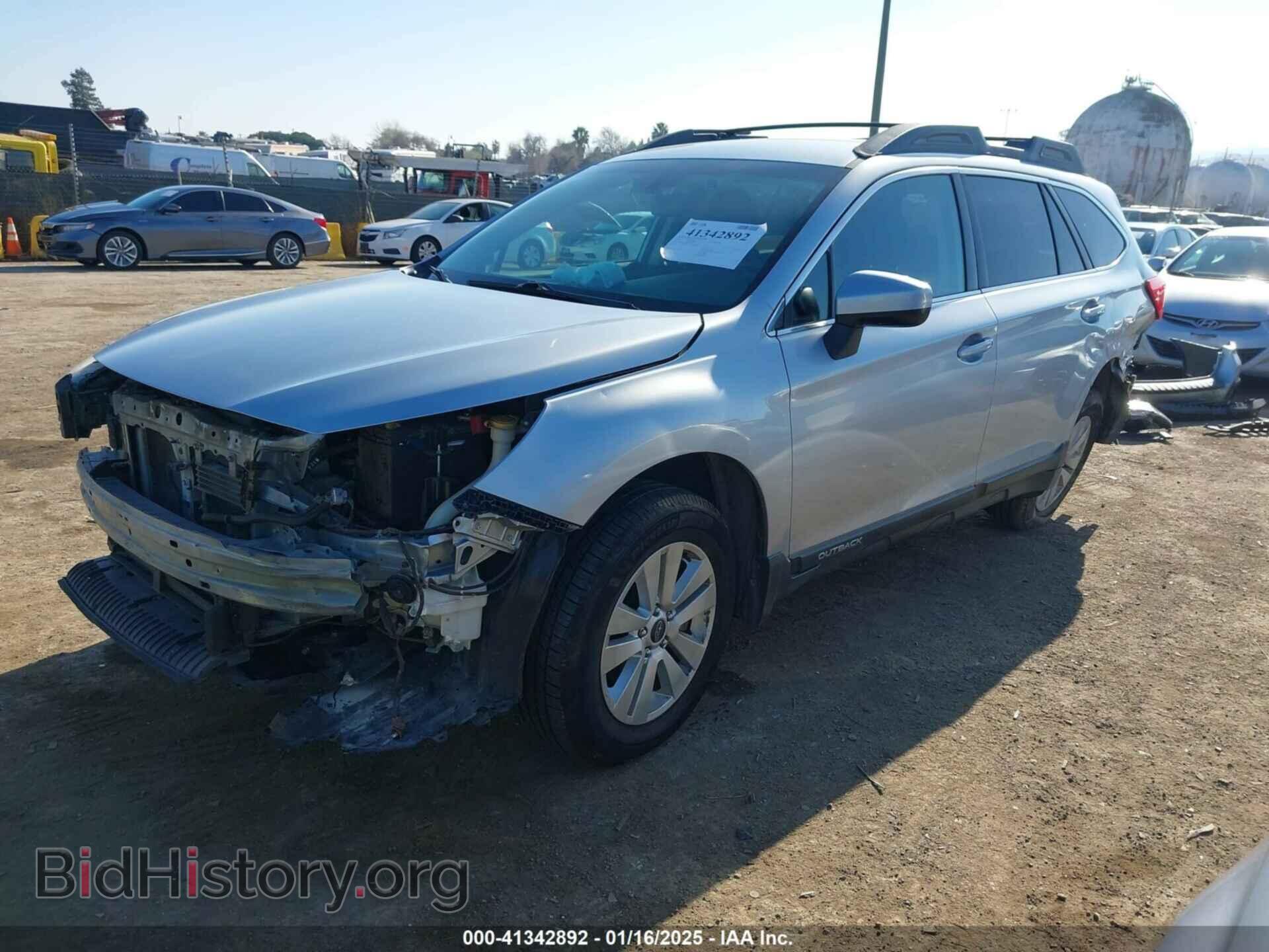 2019 SUBARU OUTBACK - VIN: 4S4BSAFC3K3200975 - Фото 2