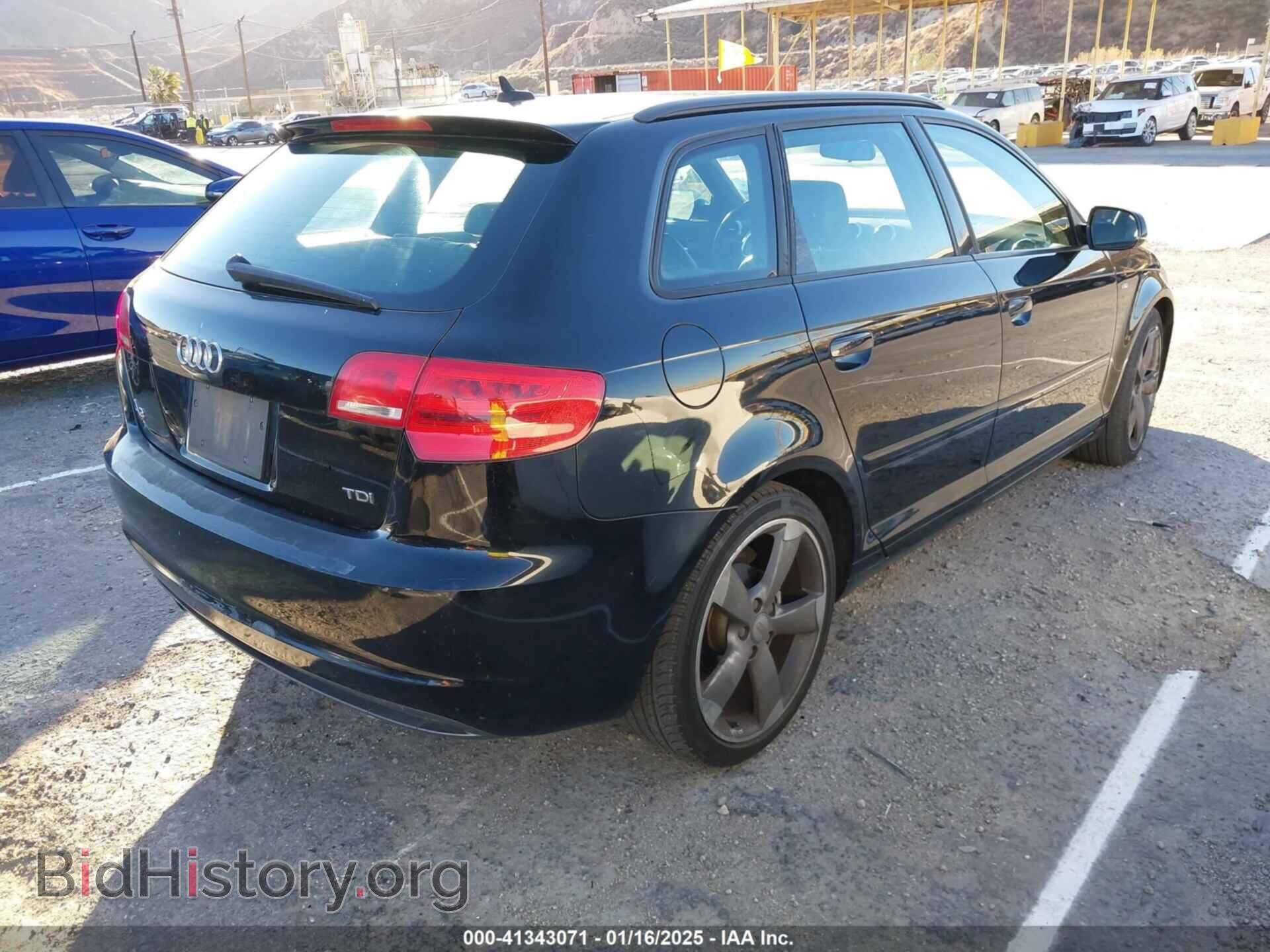 2011 AUDI A3 - VIN: WAUKJAFM8BA009206 - Photo 4