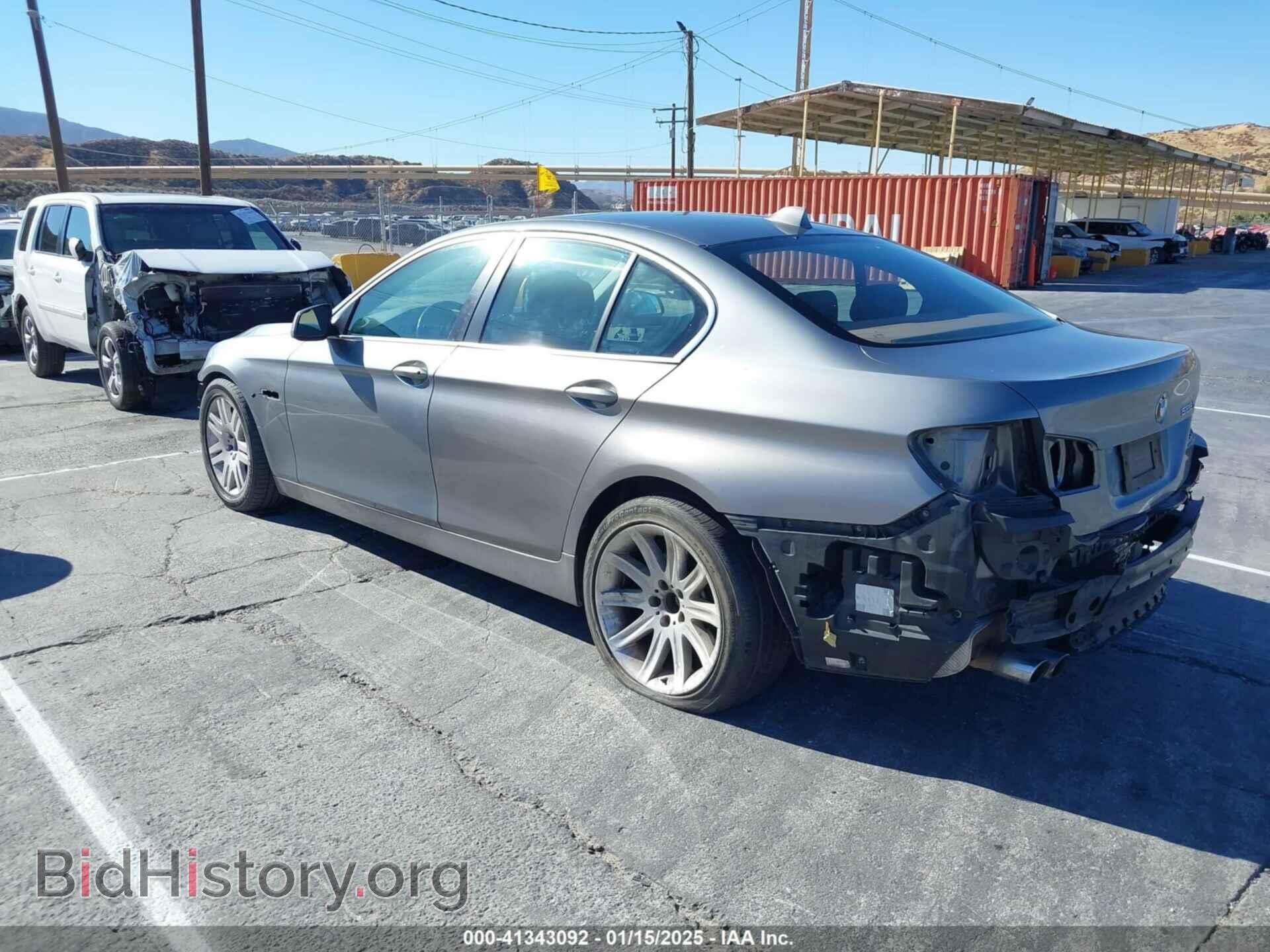 2011 BMW 528I - VIN: WBAFR1C57BC737420 - Фото 3