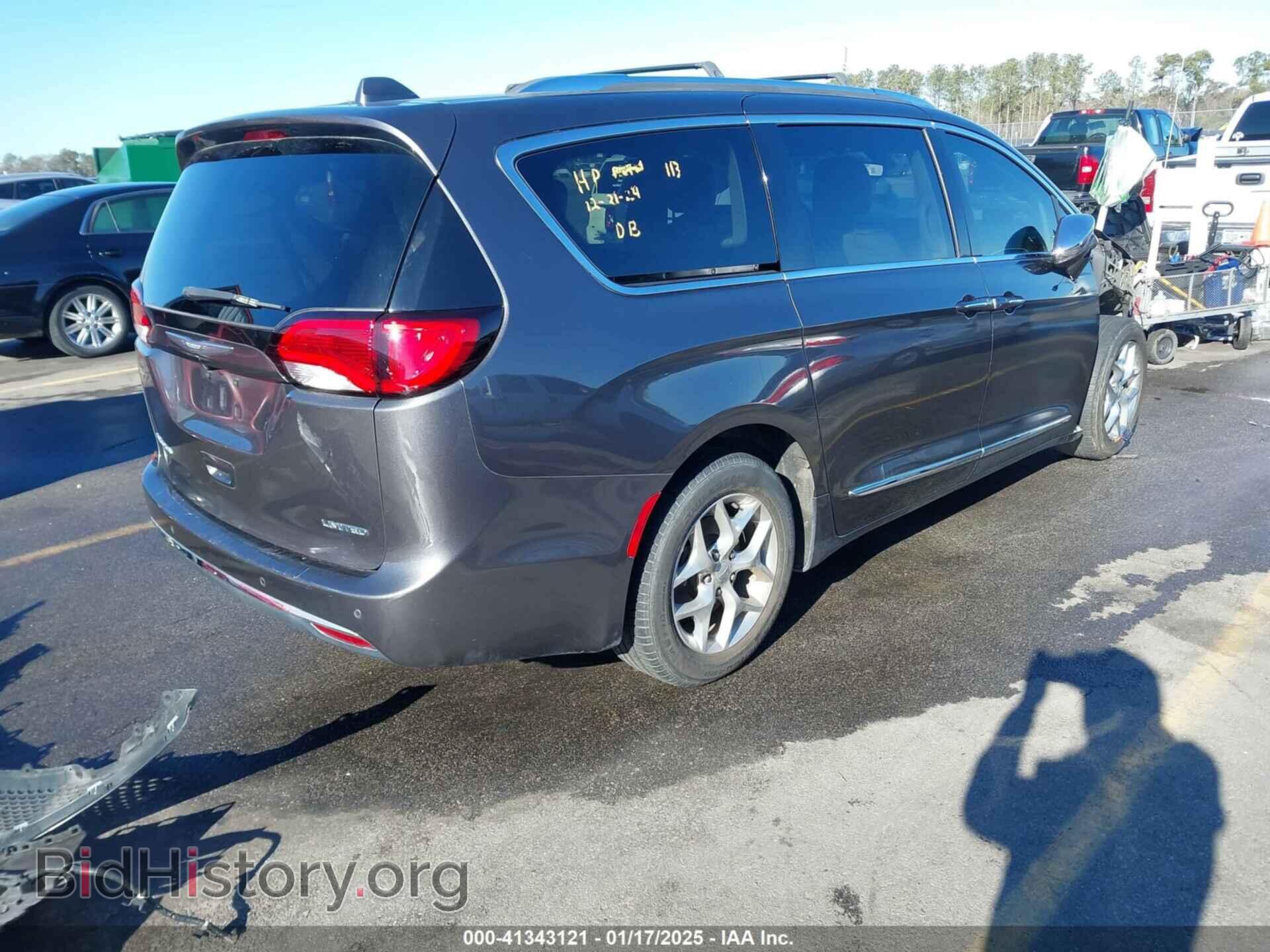 2017 CHRYSLER PACIFICA - VIN: 2C4RC1GG4HR788905 - Photo 4
