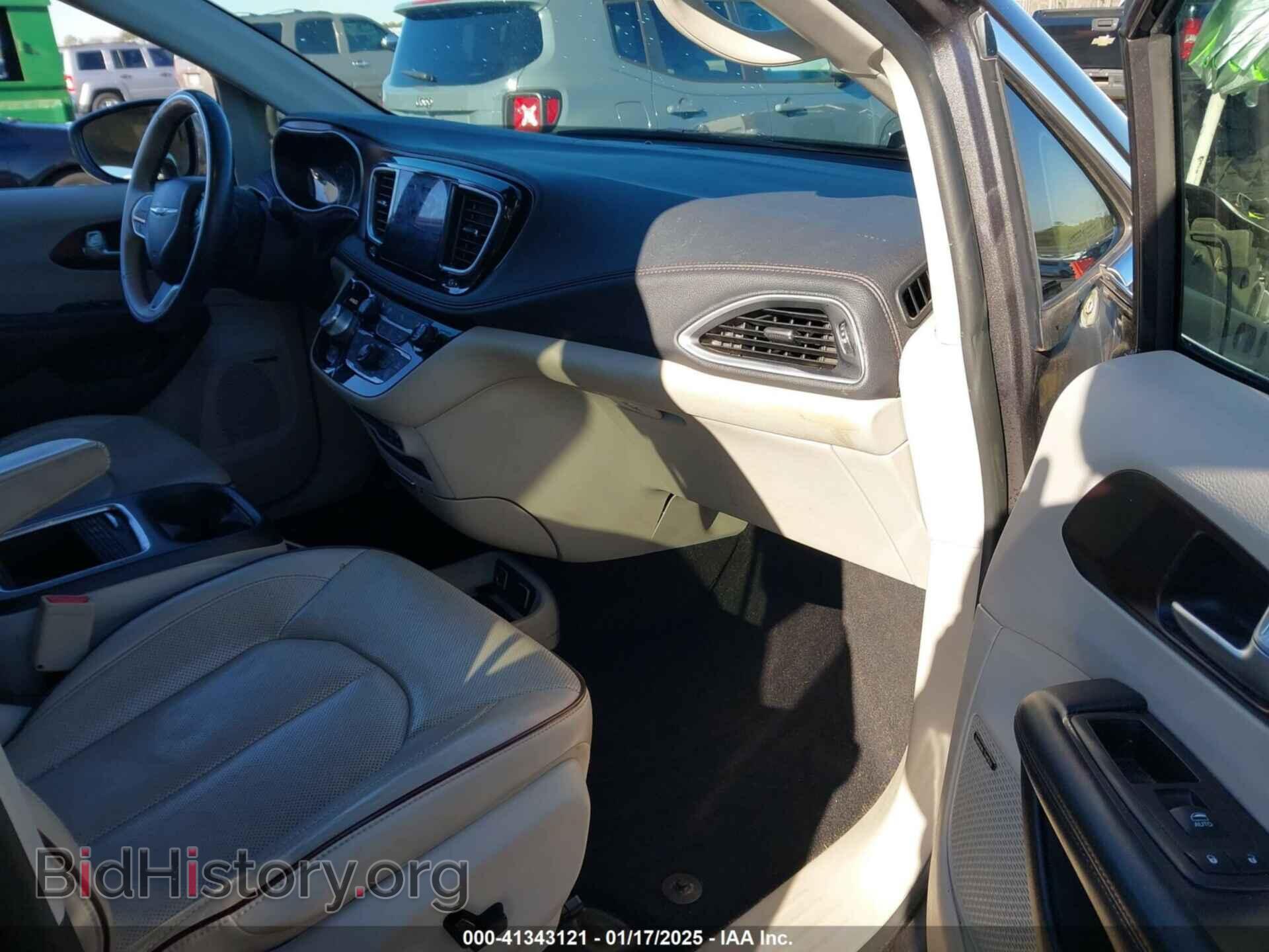 2017 CHRYSLER PACIFICA - VIN: 2C4RC1GG4HR788905 - Photo 5