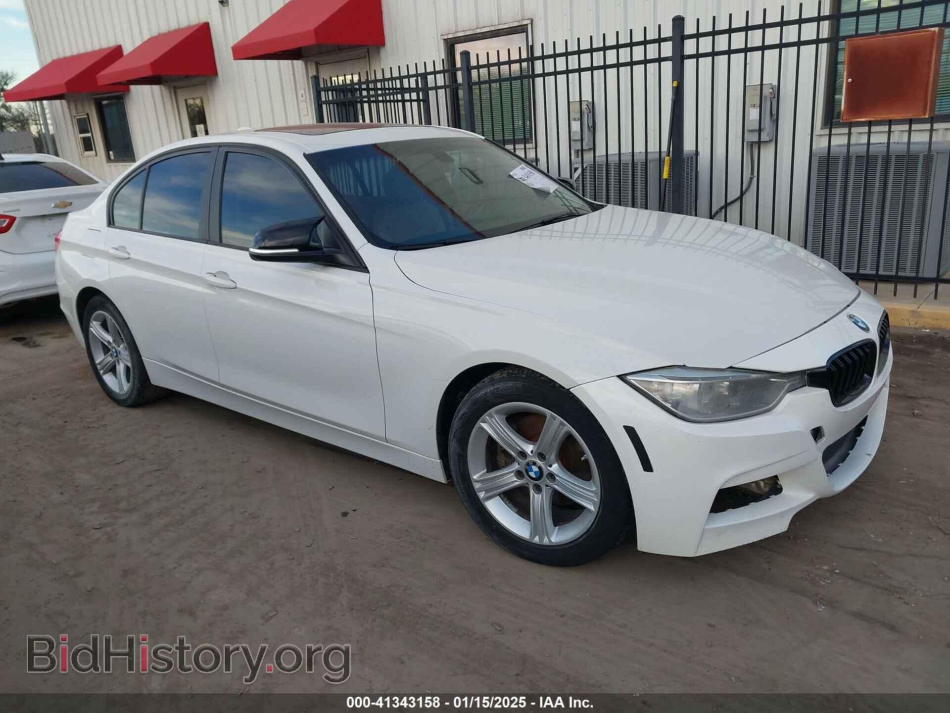 Фотография WBA3B1G50FNT04520 - BMW 320I 2015