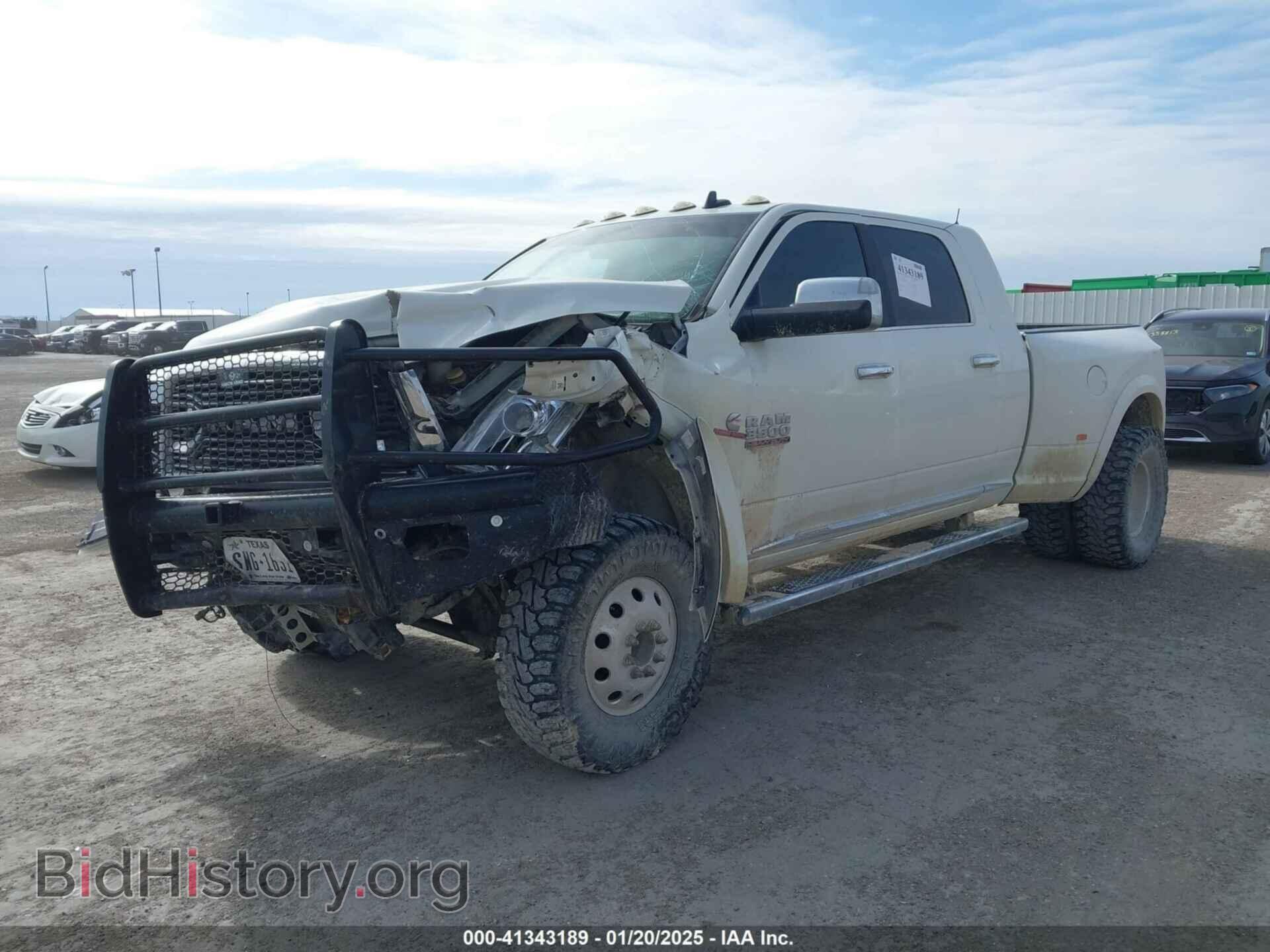 2017 RAM 3500 - VIN: 3C63RRNL5HG596540 - Фото 2