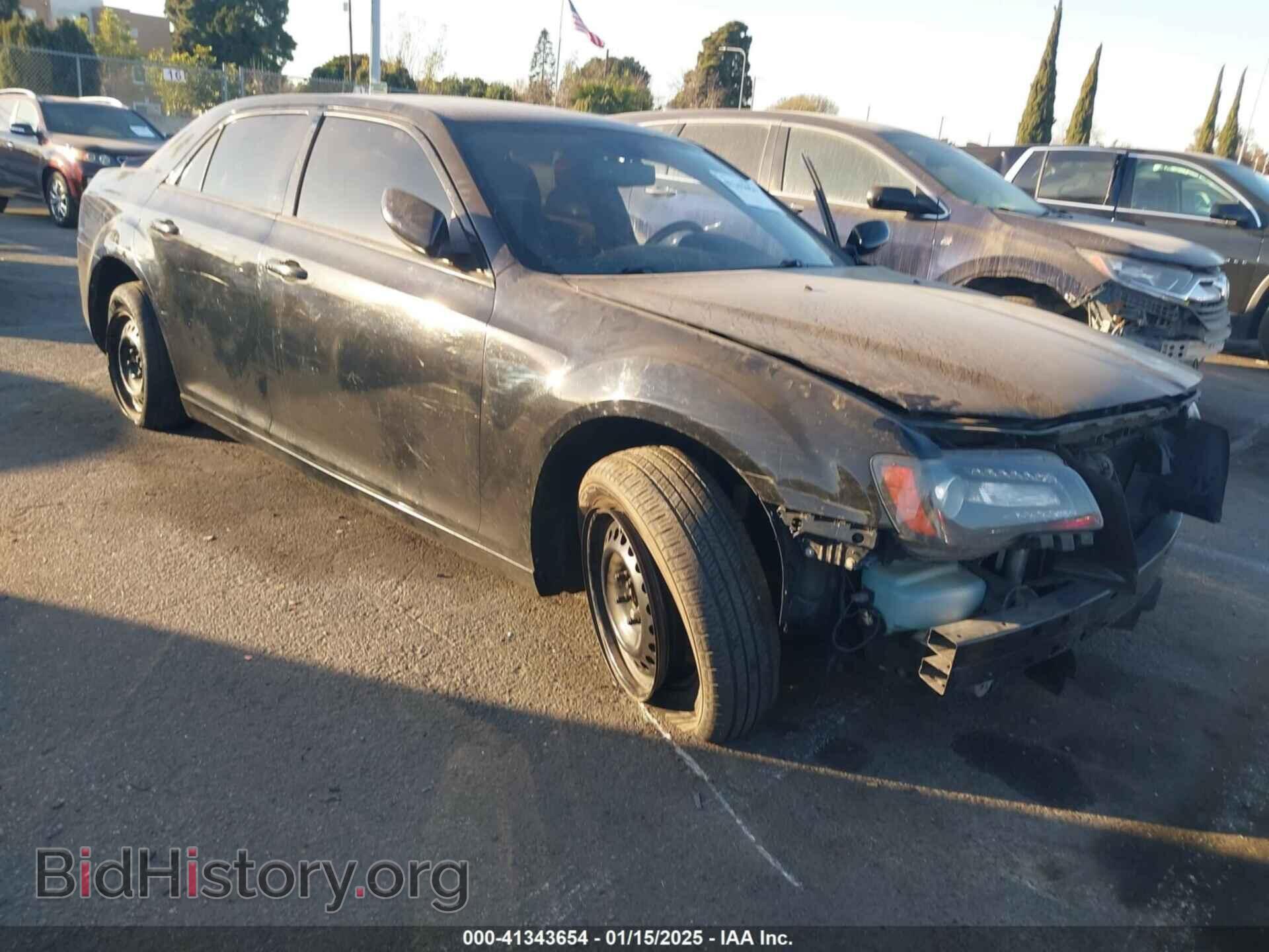 2014 CHRYSLER 300 - VIN: 2C3CCAGG4EH342006 - Фото 6