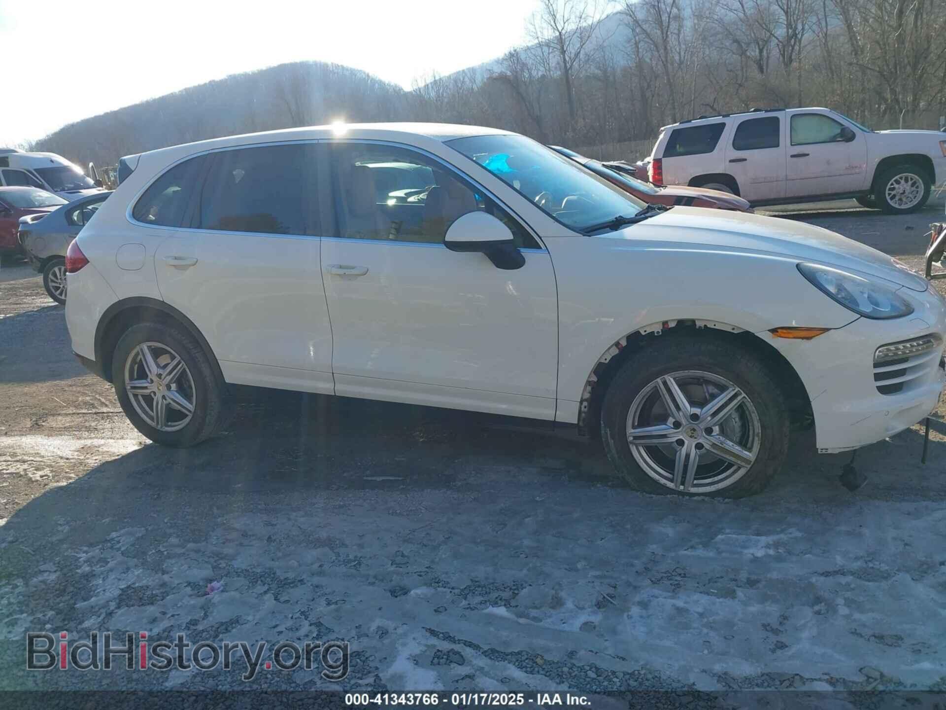 2011 PORSCHE CAYENNE - VIN: WP1AA2A25BLA05921 - Фото 13