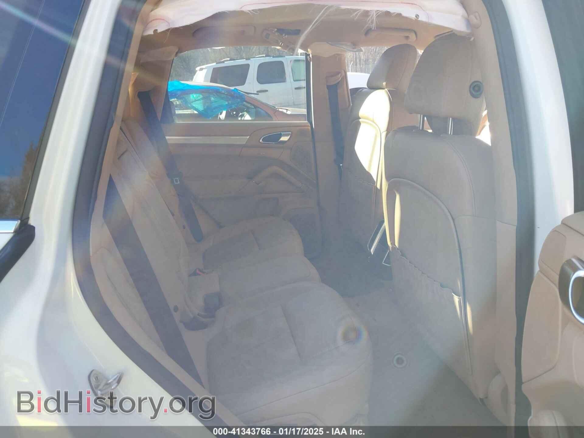 2011 PORSCHE CAYENNE - VIN: WP1AA2A25BLA05921 - Фото 8