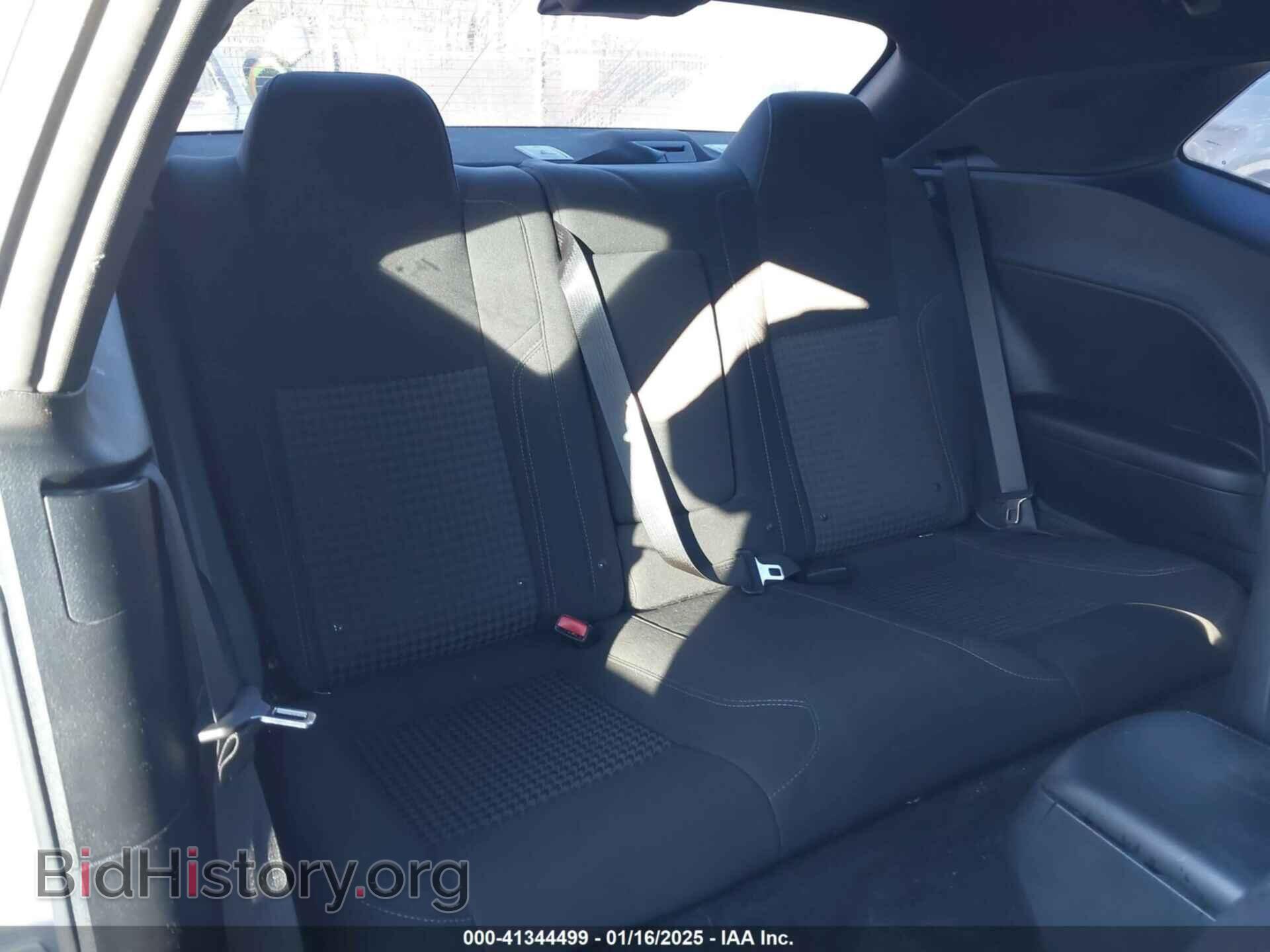 2016 DODGE CHALLENGER - VIN: 2C3CDZAG4GH336584 - Фото 8