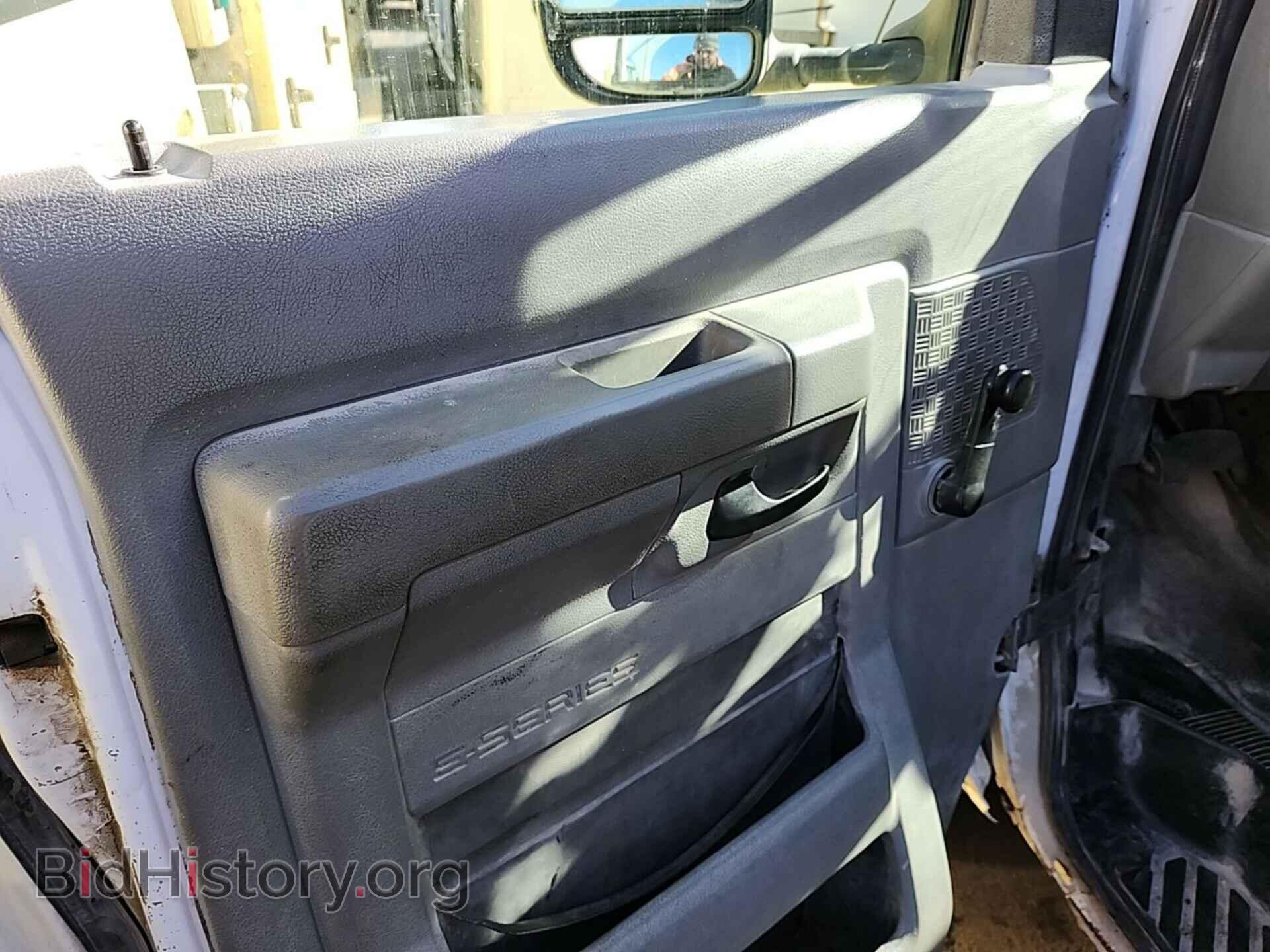 2010 FORD E-150 - VIN: 1FTNE1EW2ADA91177 - Фото 28