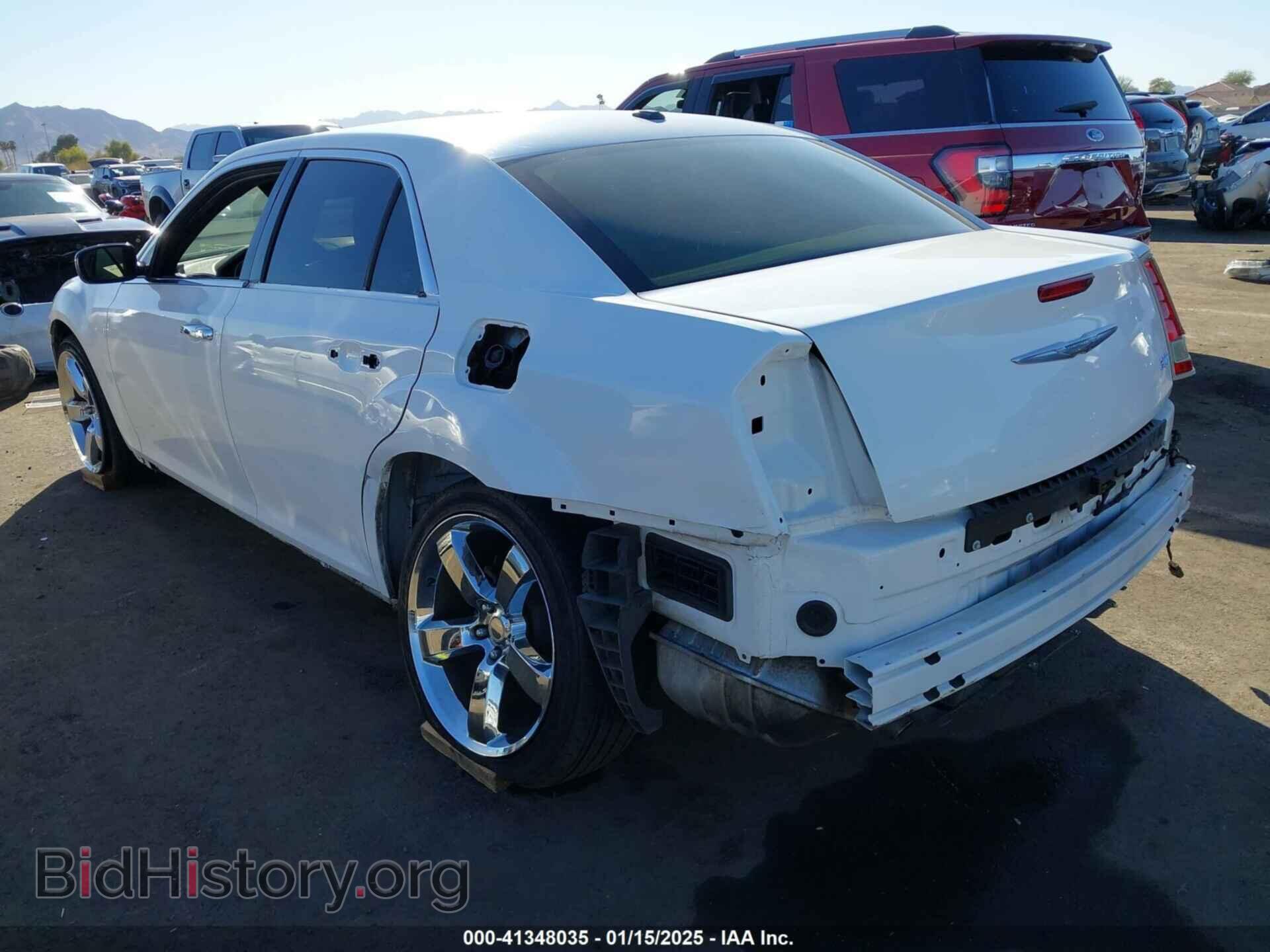 2014 CHRYSLER 300 - VIN: 2C3CCAAG2EH200018 - Фото 3