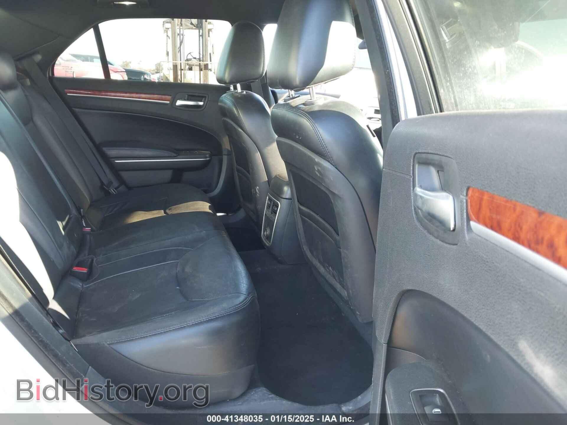 2014 CHRYSLER 300 - VIN: 2C3CCAAG2EH200018 - Фото 8