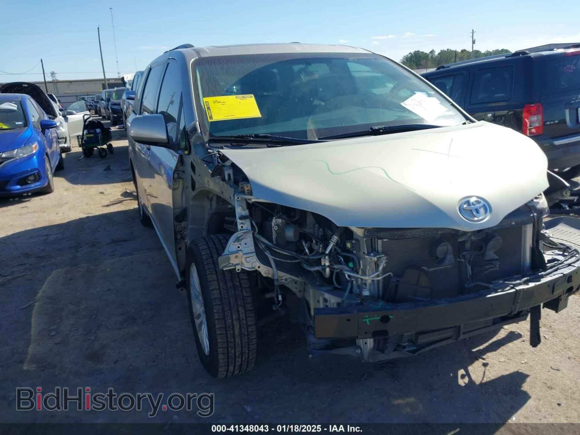 Фотография 5TDYZ3DC2HS800984 - TOYOTA SIENNA 2017