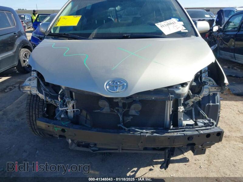 2017 Toyota SIENNA (VIN 5TDYZ3DC2HS800984) — photo 12 of 16