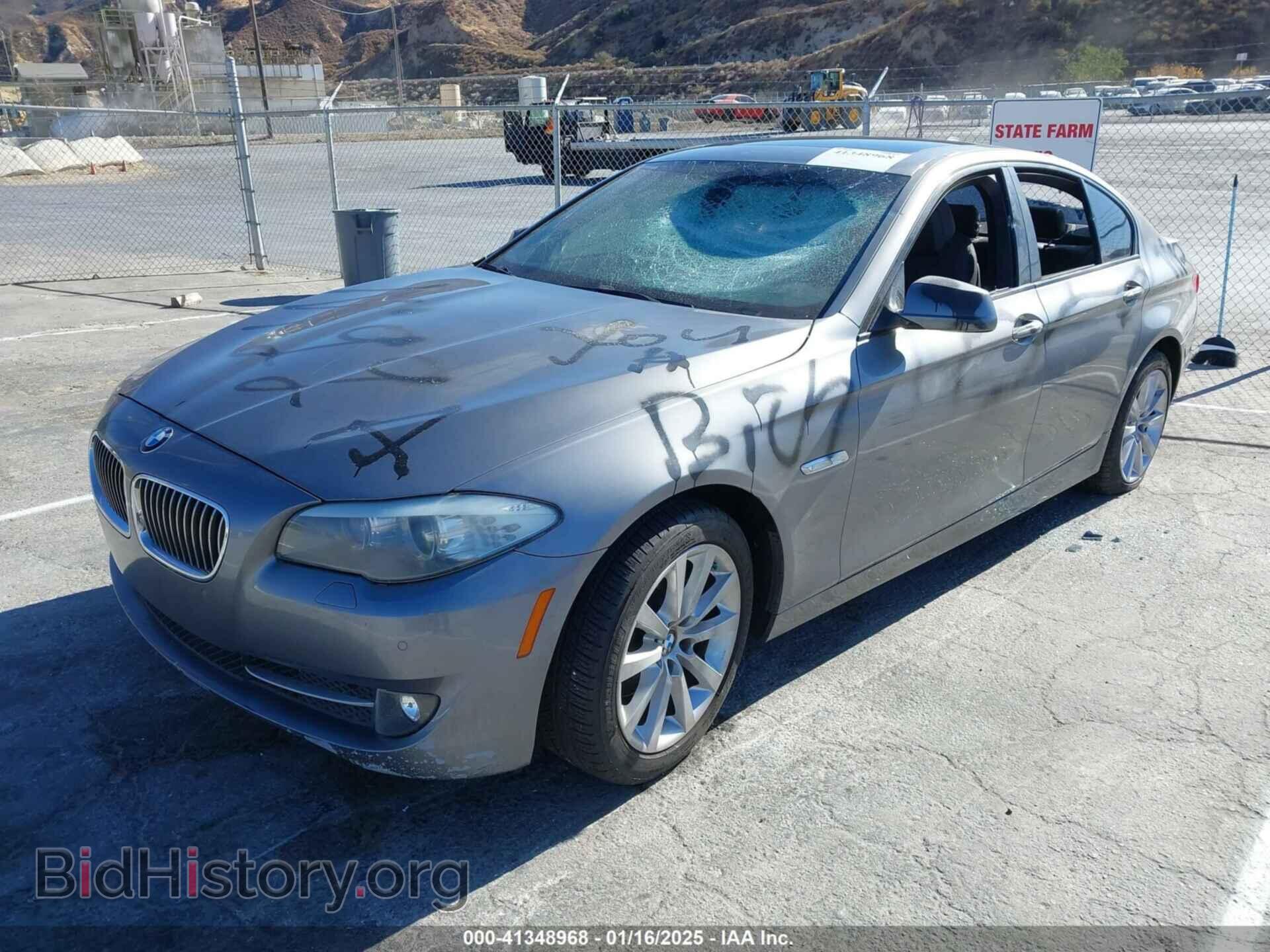 2012 BMW 528I - VIN: WBAXG5C53CDX03309 - Фото 2