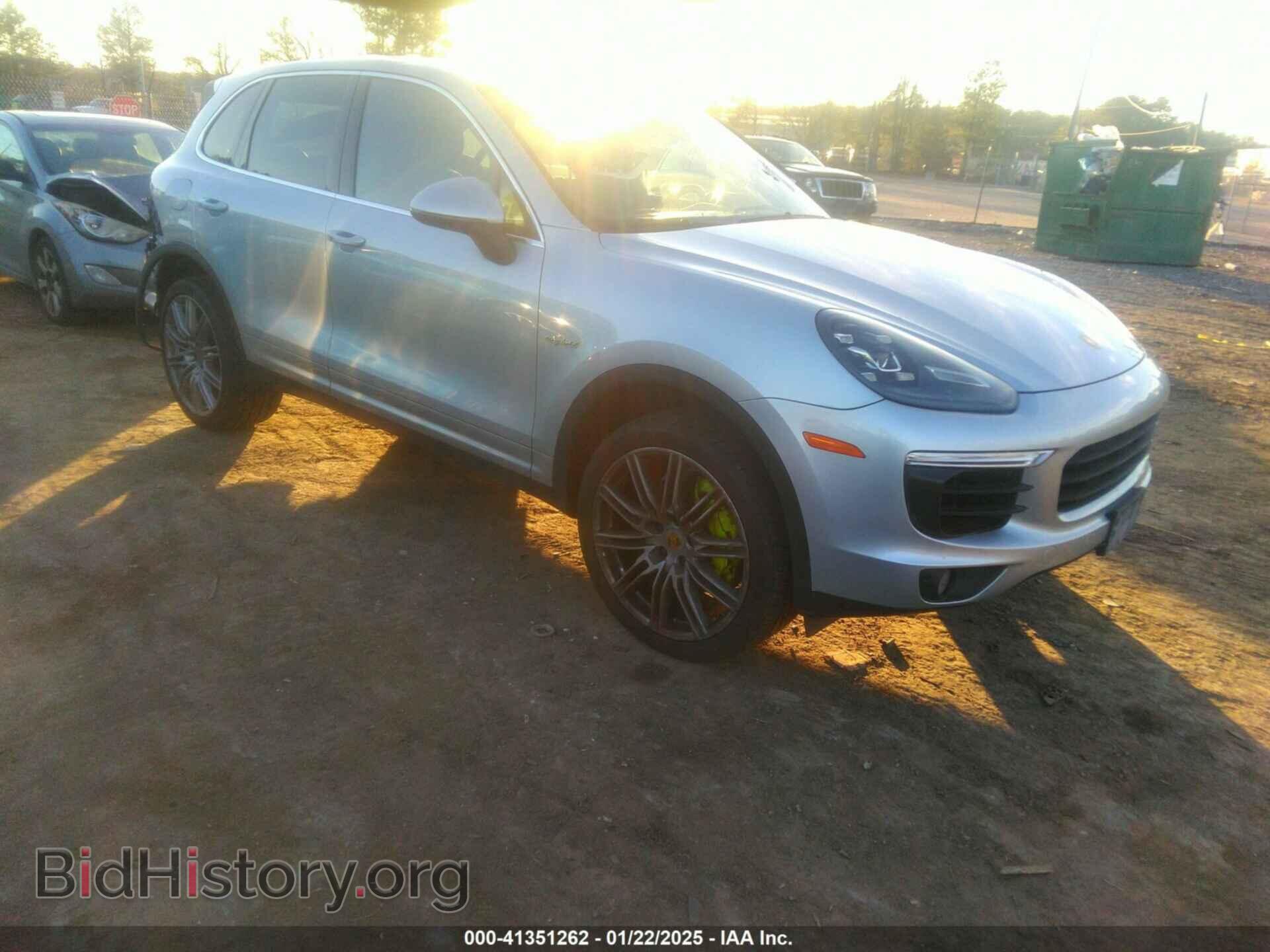 Фотография WP1AE2A29GLA17341 - PORSCHE CAYENNE E-HYBRID 2016