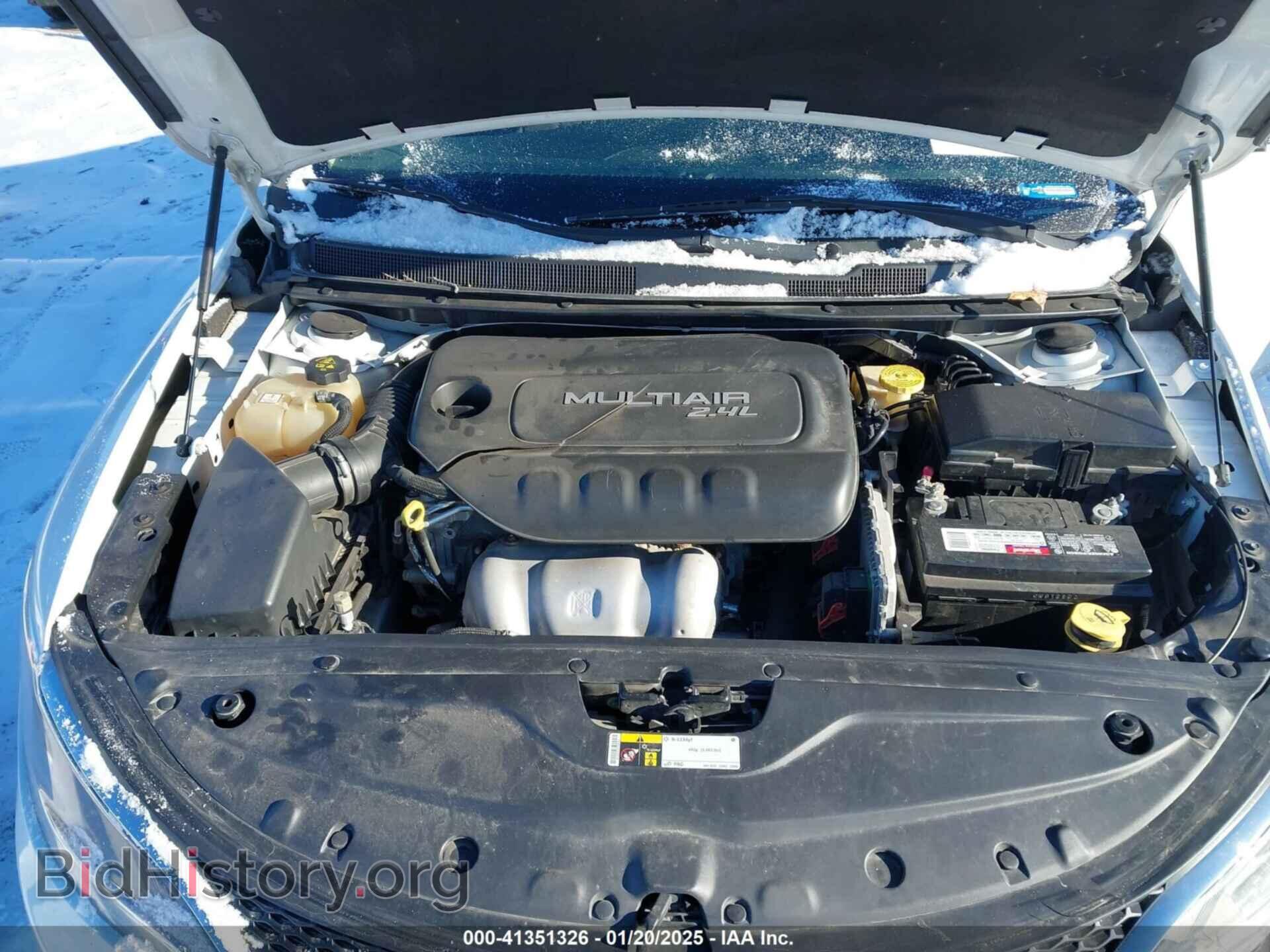 2016 CHRYSLER 200 - VIN: 1C3CCCAB7GN123379 - Фото 10