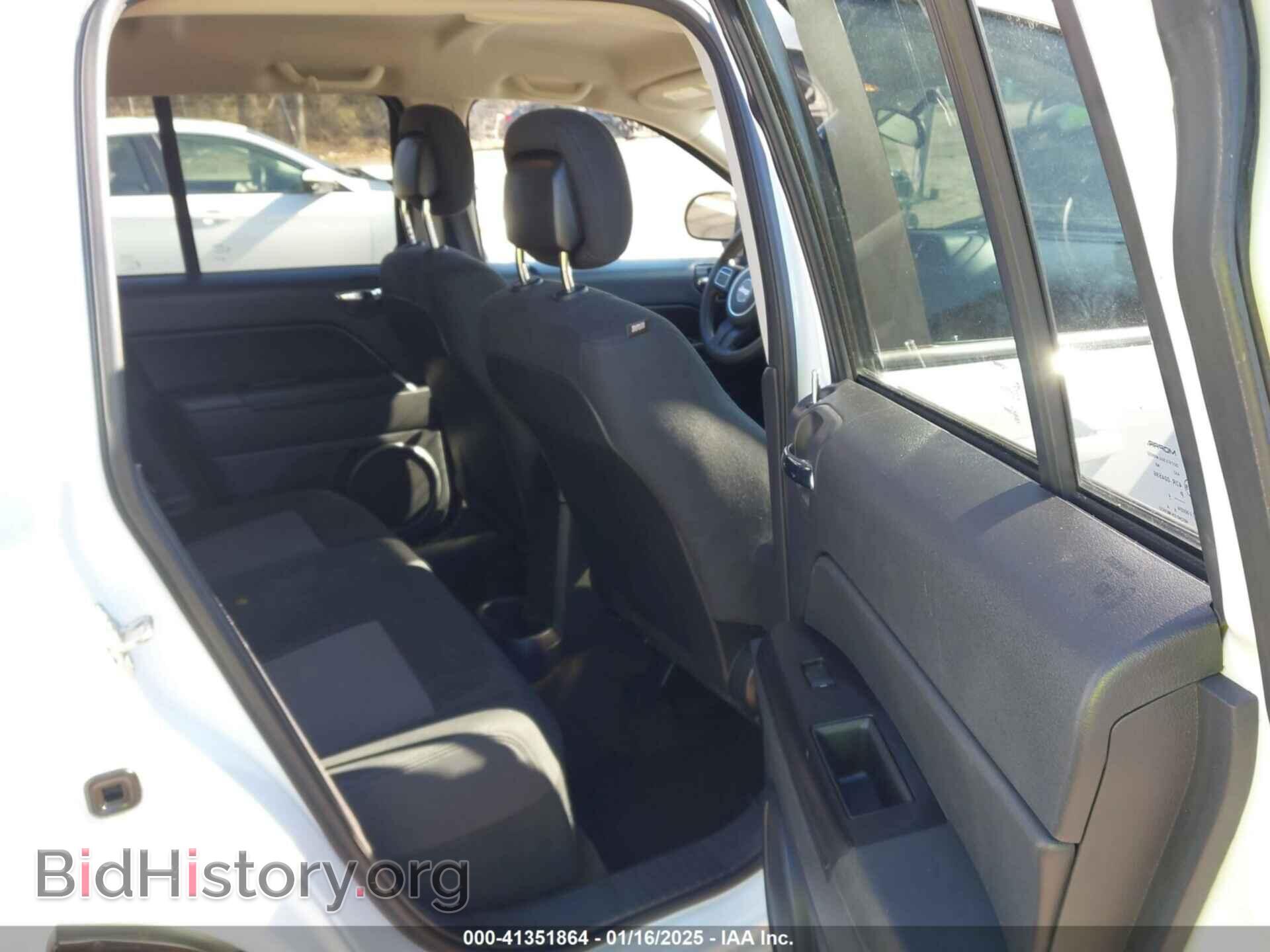 2014 JEEP COMPASS - VIN: 1C4NJCBBXED794203 - Фото 8