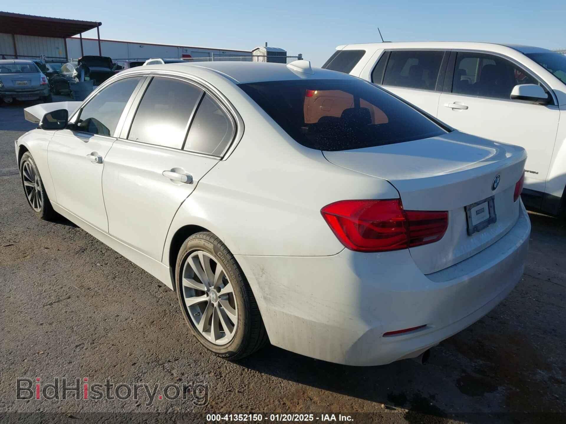 2018 BMW 320I - VIN: WBA8A3C59JA499706 - Фото 3