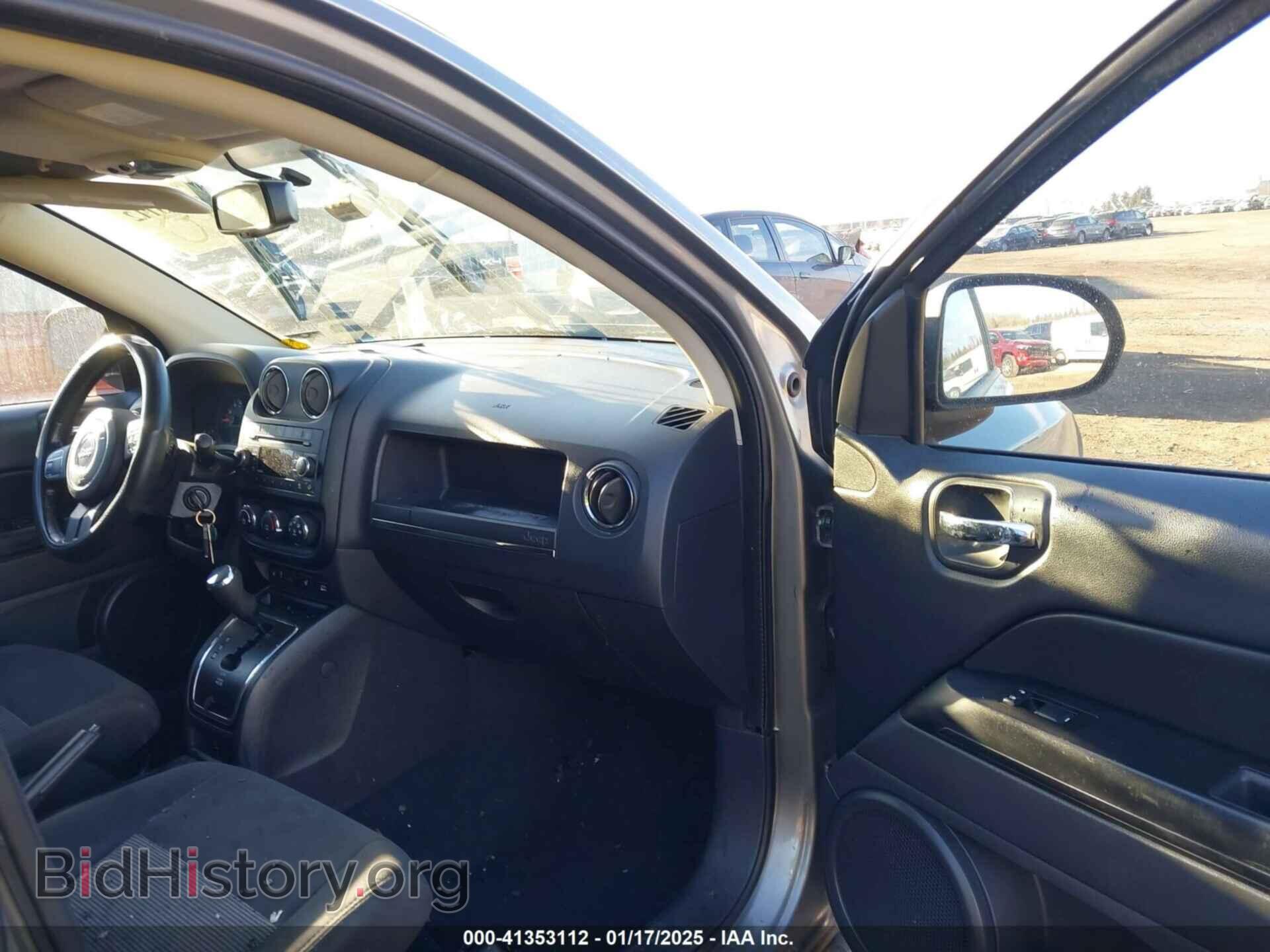 2011 JEEP COMPASS - VIN: 1J4NF1FB4BD259499 - Photo 5