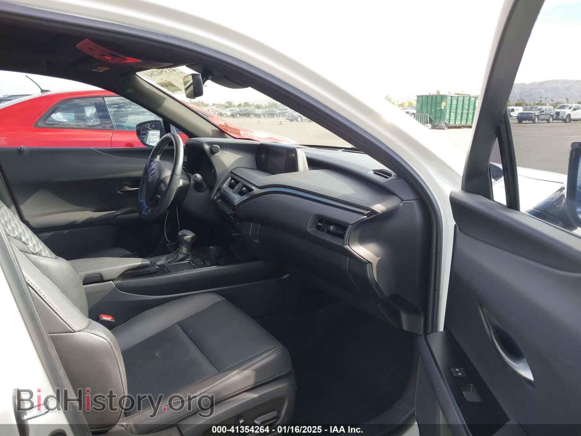 2019 LEXUS UX 200 - VIN: JTHY3JBH2K2006066 - Фото 5