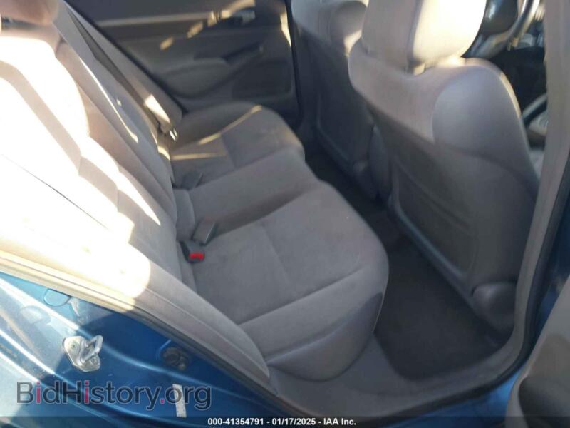 2007 Honda CIVIC (VIN JHMFA16897S008203) — фото 8 из 16