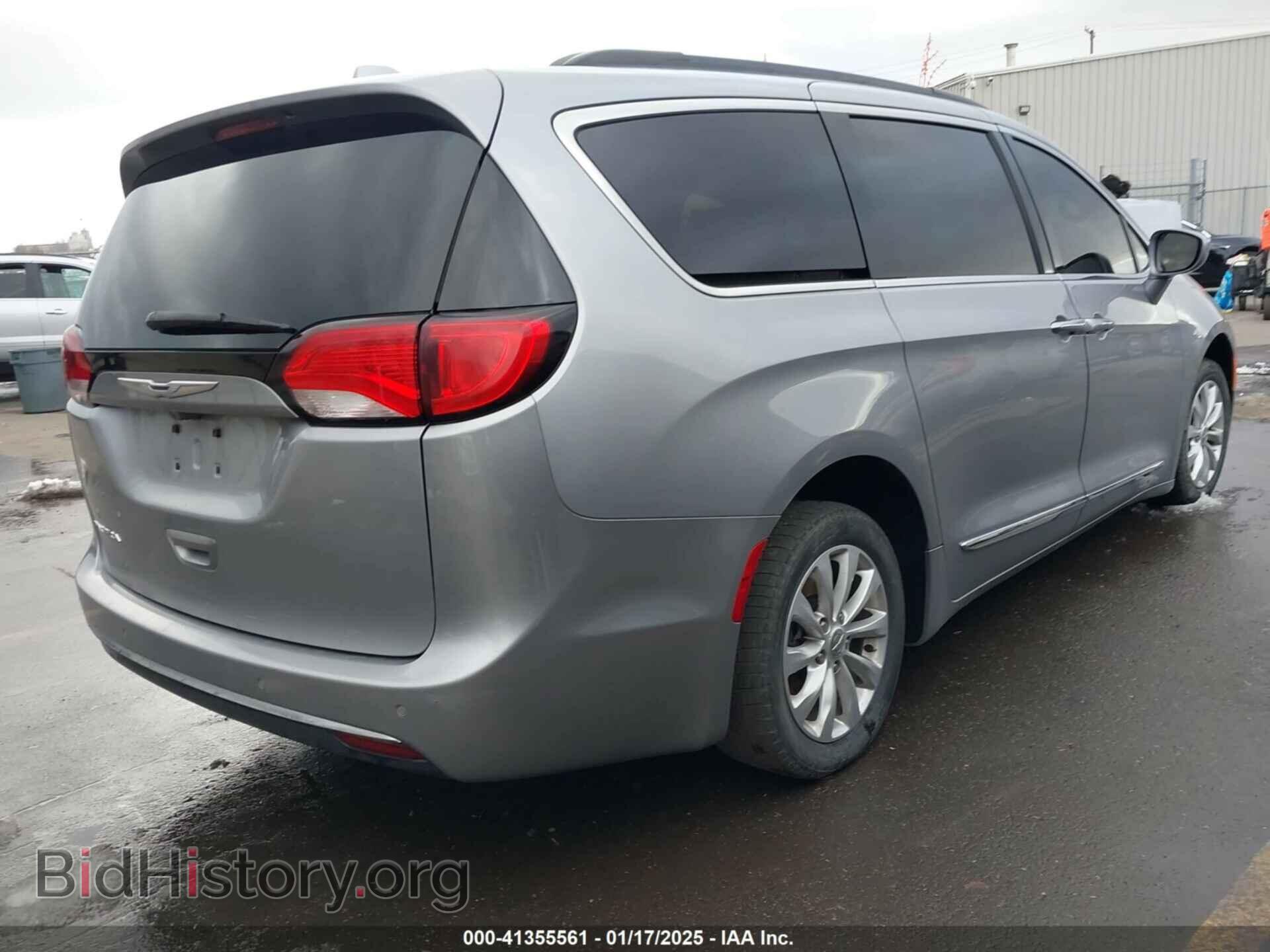 2017 CHRYSLER PACIFICA - VIN: 2C4RC1BG4HR815916 - Photo 4