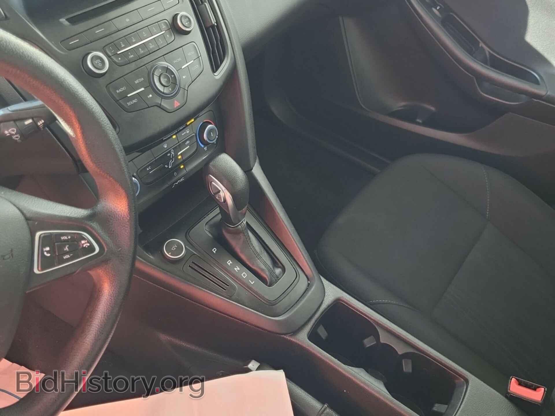 2017 FORD FOCUS - VIN: 1FADP3E20HL211806 - Фото 2