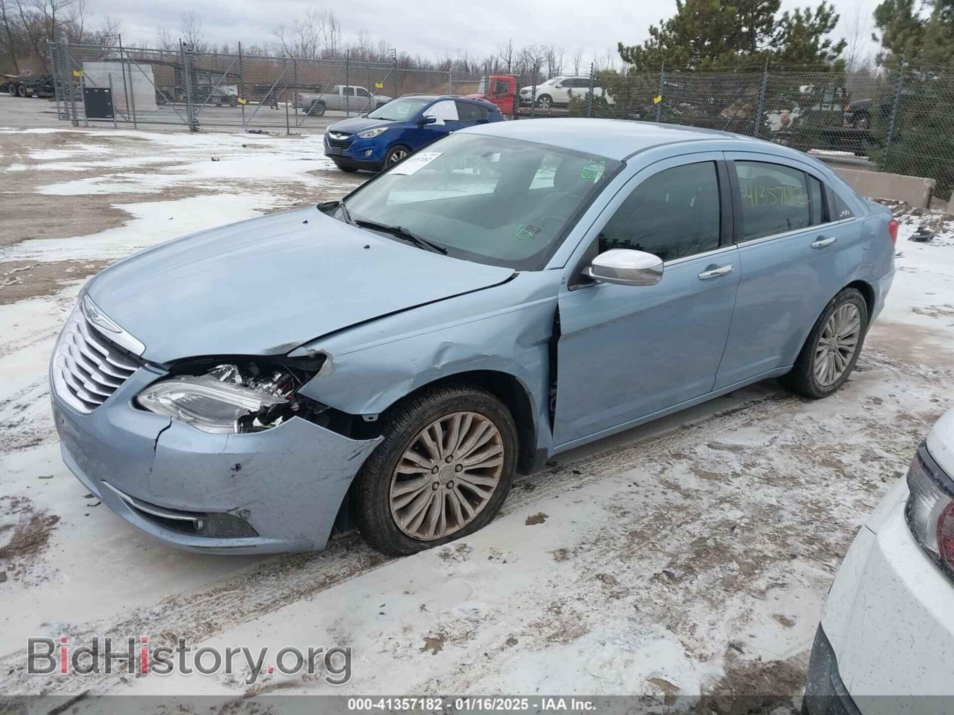 2012 CHRYSLER 200 - VIN: 1C3CCBCB1CN161367 - Фото 2