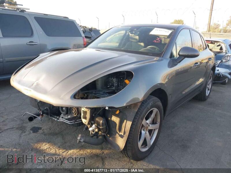 2018 Porsche MACAN (VIN WP1AA2A51JLB14059) — photo 2 of 17