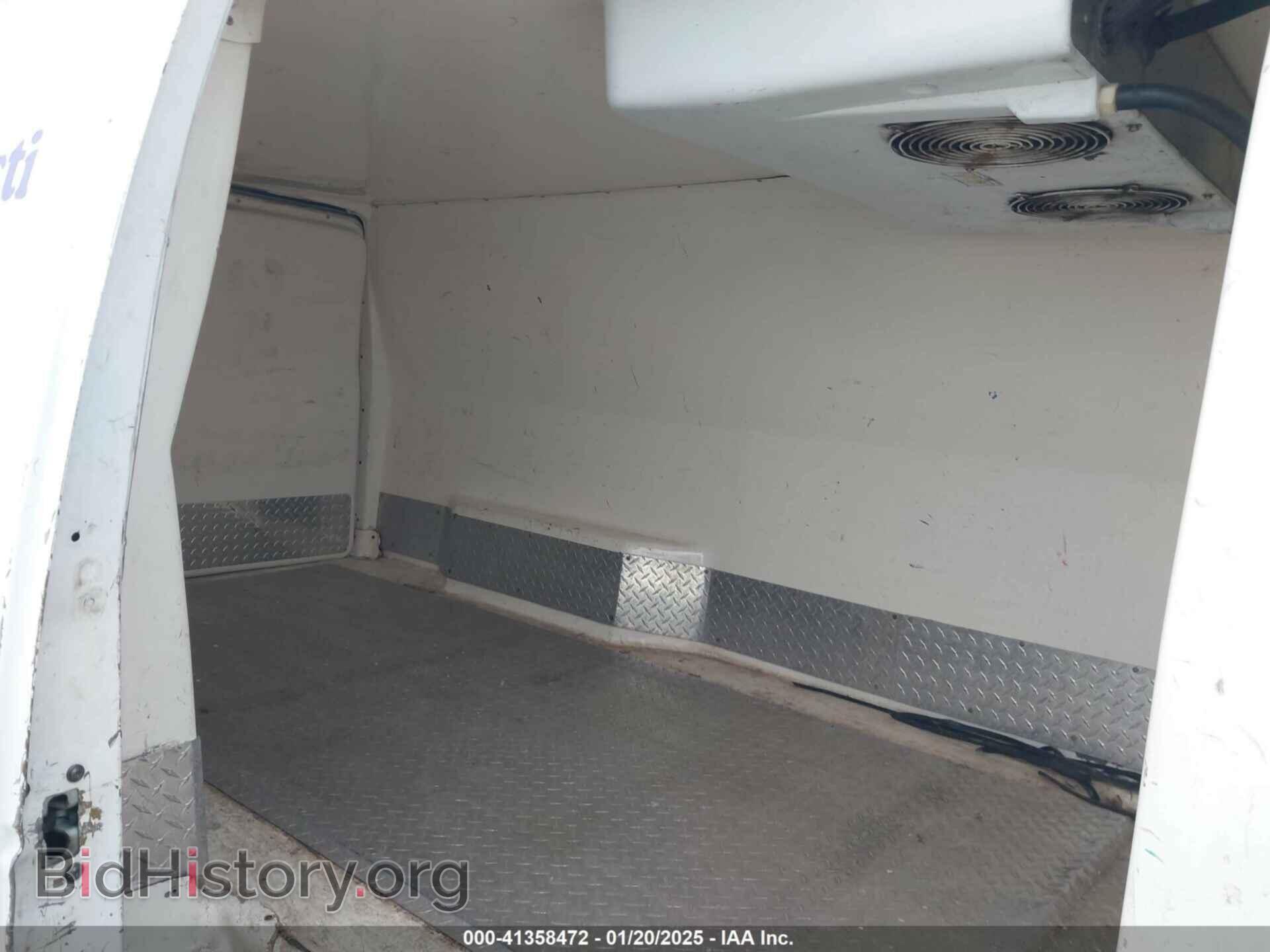 2011 FORD E-250 - VIN: 1FTNE2EL6BDB25697 - Photo 6