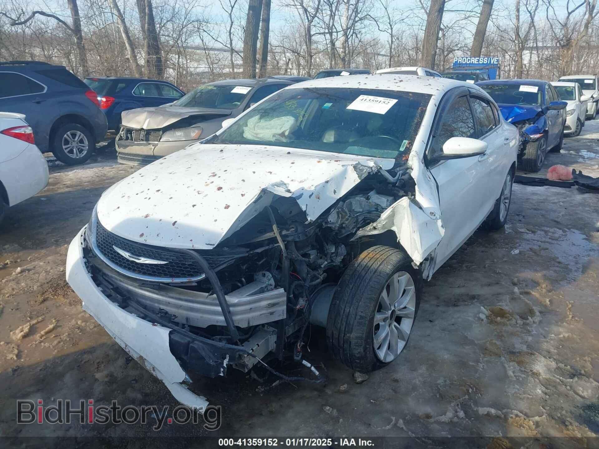 2015 CHRYSLER 200 - VIN: 1C3CCCCB2FN612087 - Фото 2