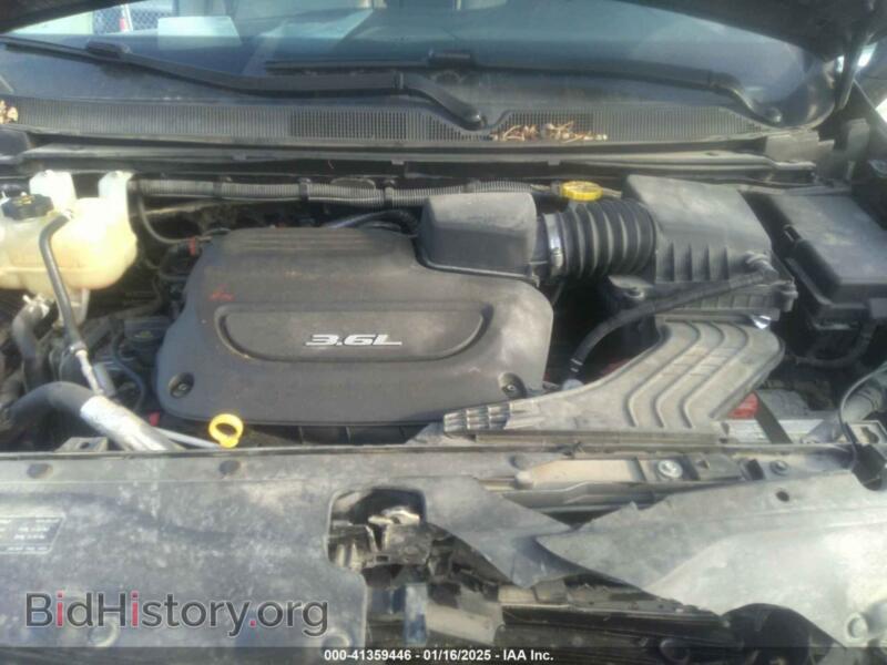 2017 Chrysler PACIFICA (VIN 2C4RC1BG1HR569567) — photo 10 of 16