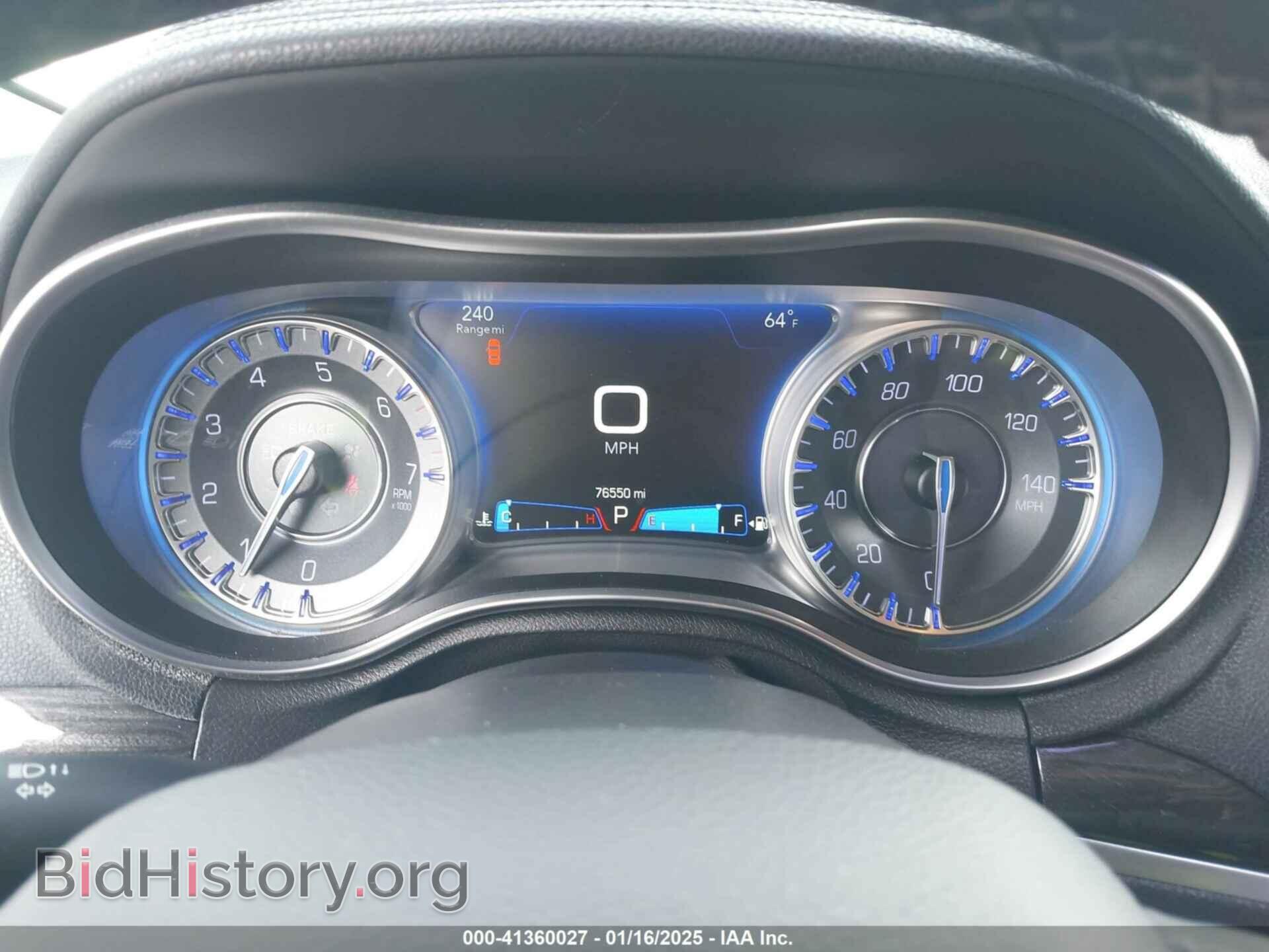 2017 CHRYSLER 300 - VIN: 2C3CCAAG9HH653492 - Фото 7
