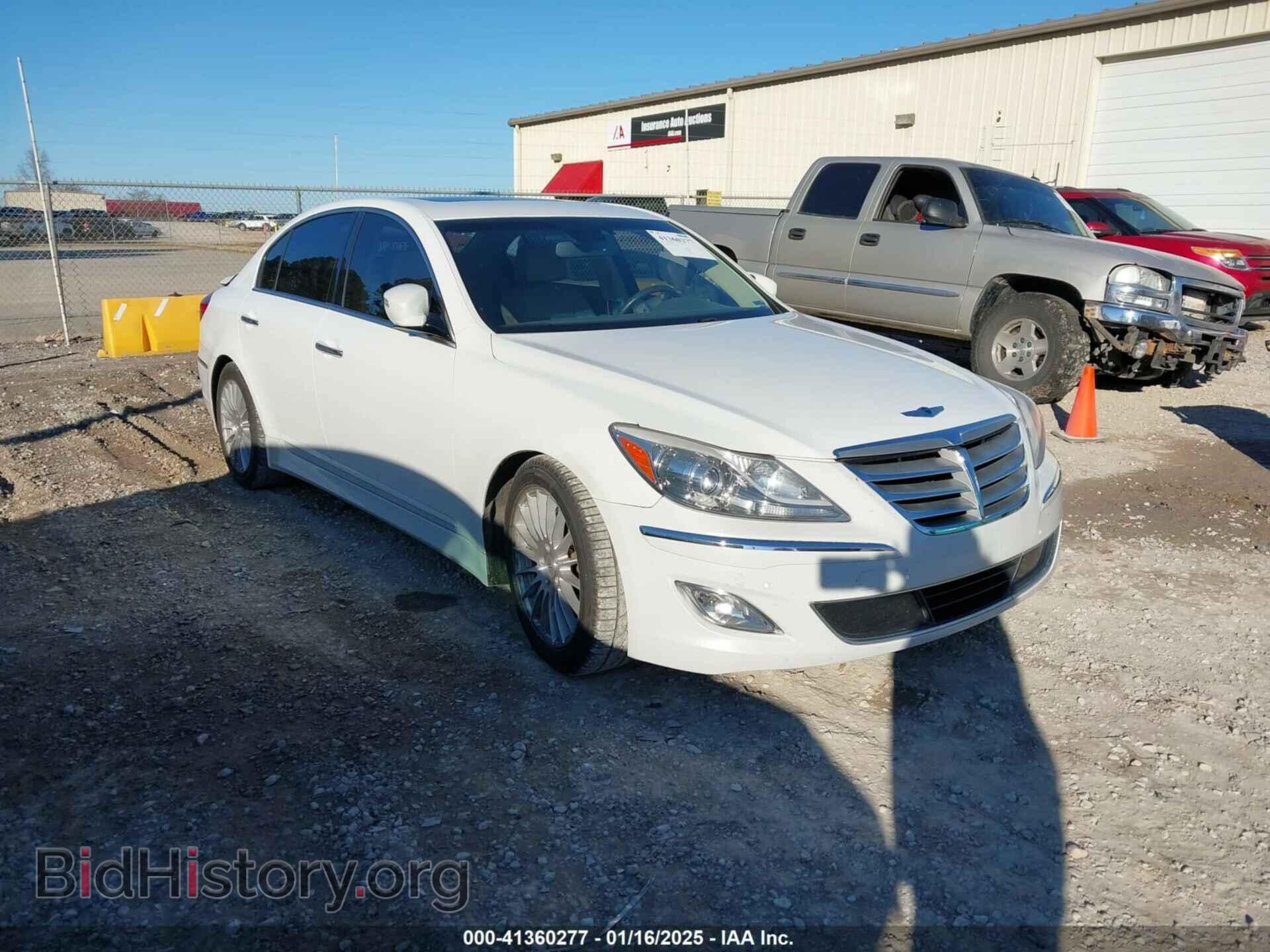 Photo KMHGC4DD7CU184520 - HYUNDAI GENESIS 2012