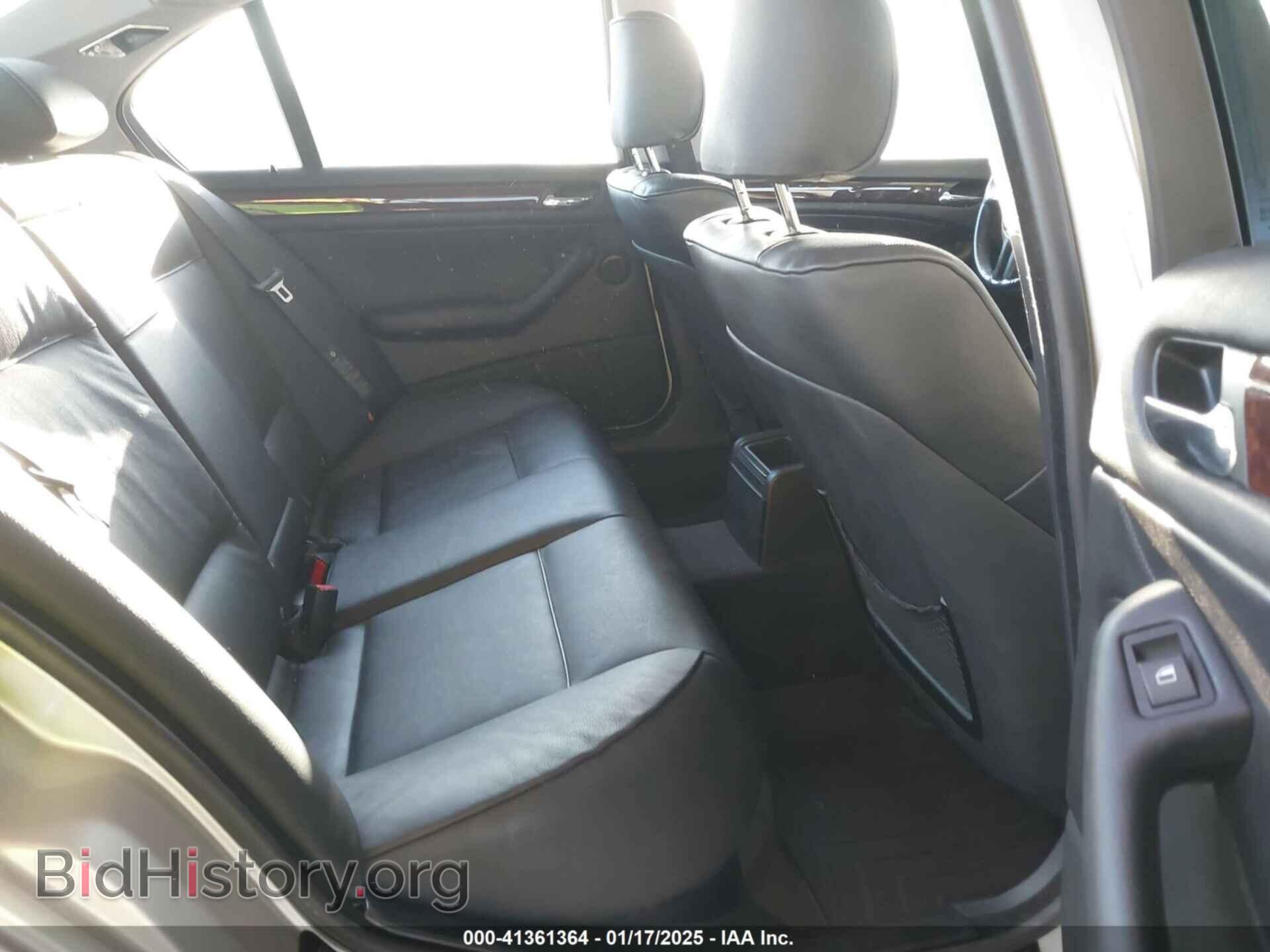 2005 BMW 330I - VIN: WBAEV53475KM43130 - Фото 8