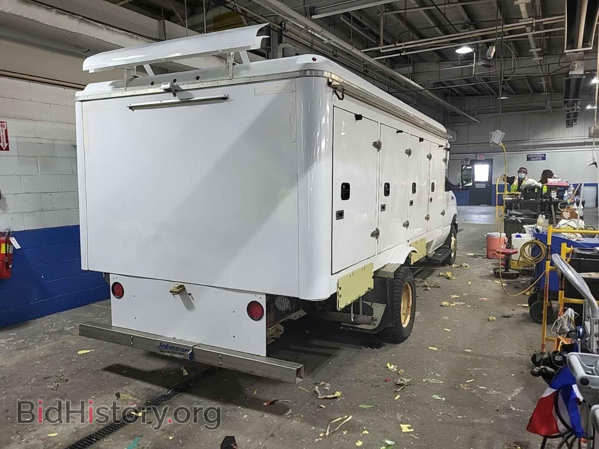 2018 FORD E-450 CUTAWAY - VIN: 1FDXE4FS8JDC33193 - Фото 2