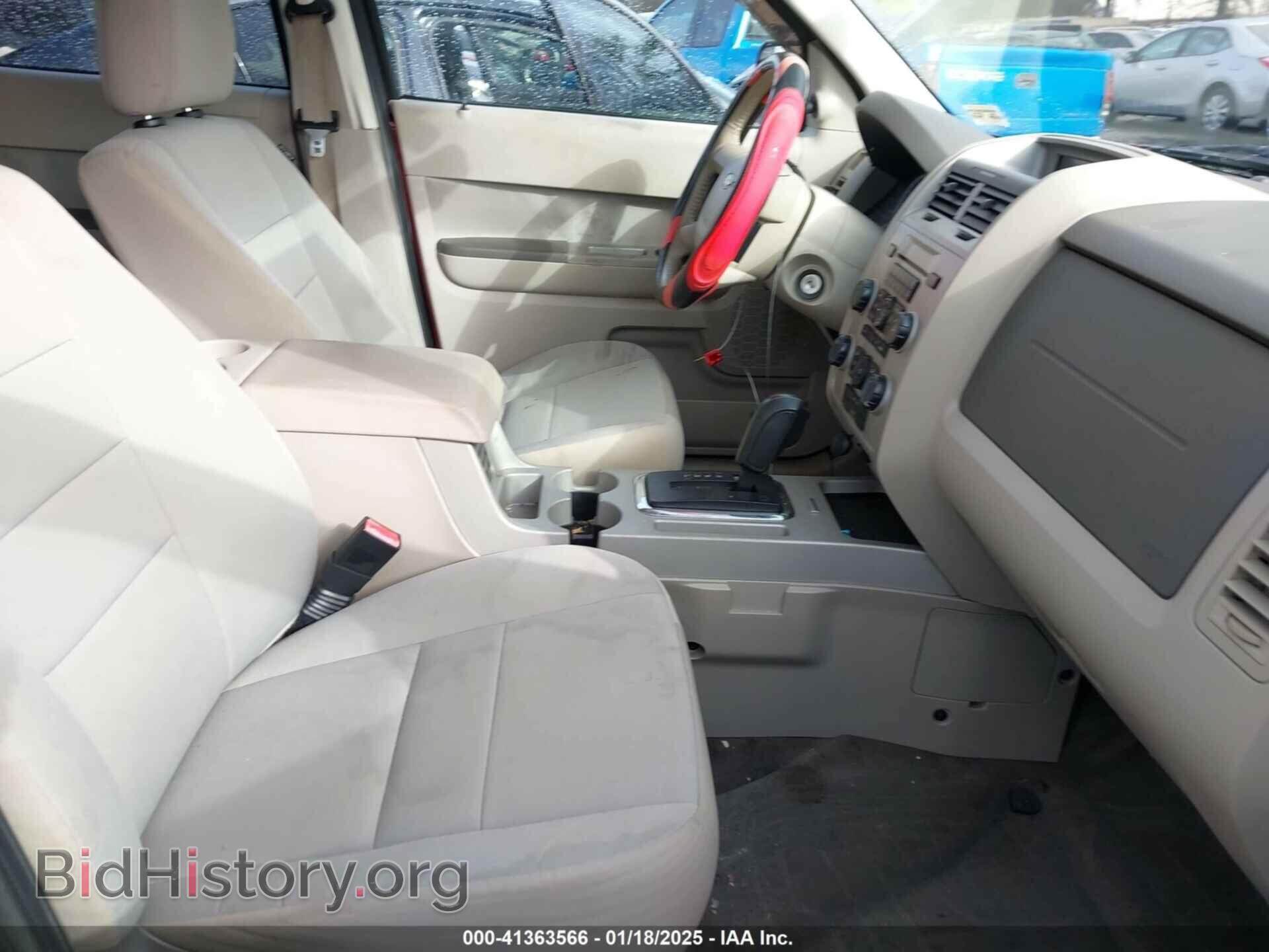 2011 FORD ESCAPE - VIN: 1FMCU0D76BKA19941 - Фото 5