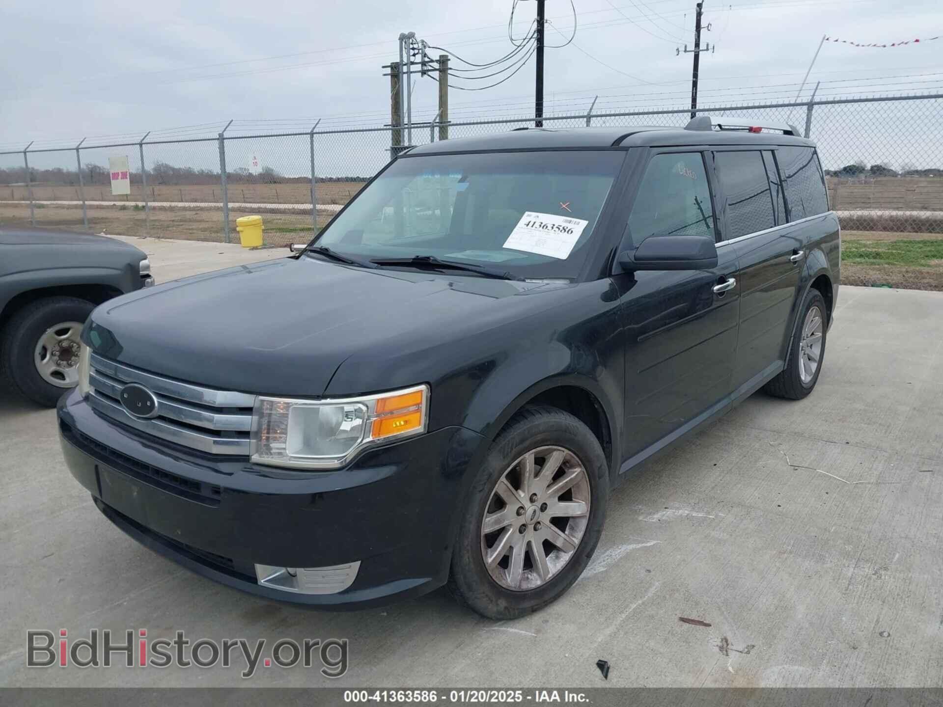 2011 FORD FLEX - VIN: 2FMGK5CC3BBD31938 - Photo 2