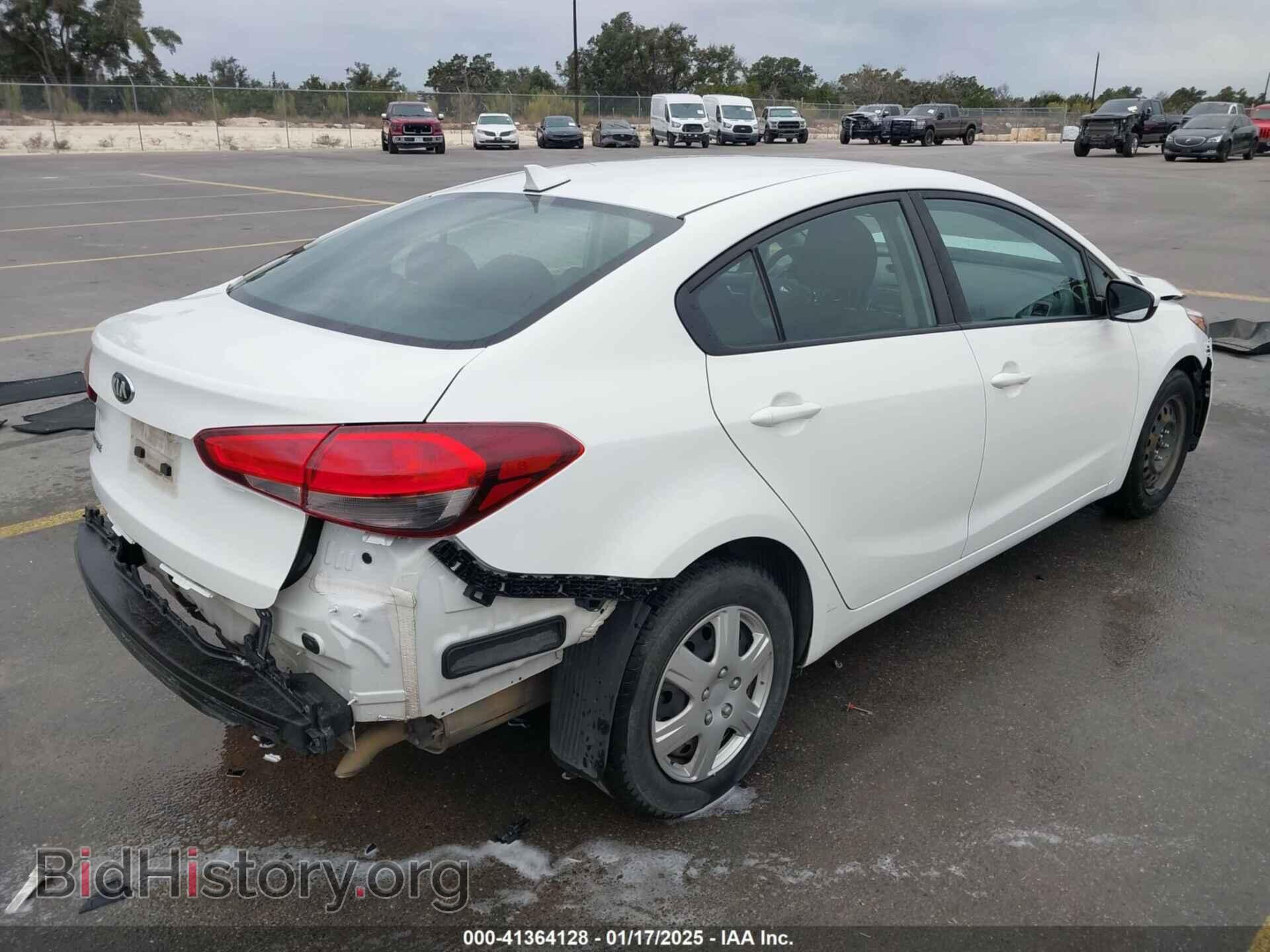 2017 KIA FORTE - VIN: 3KPFK4A79HE094504 - Фото 4