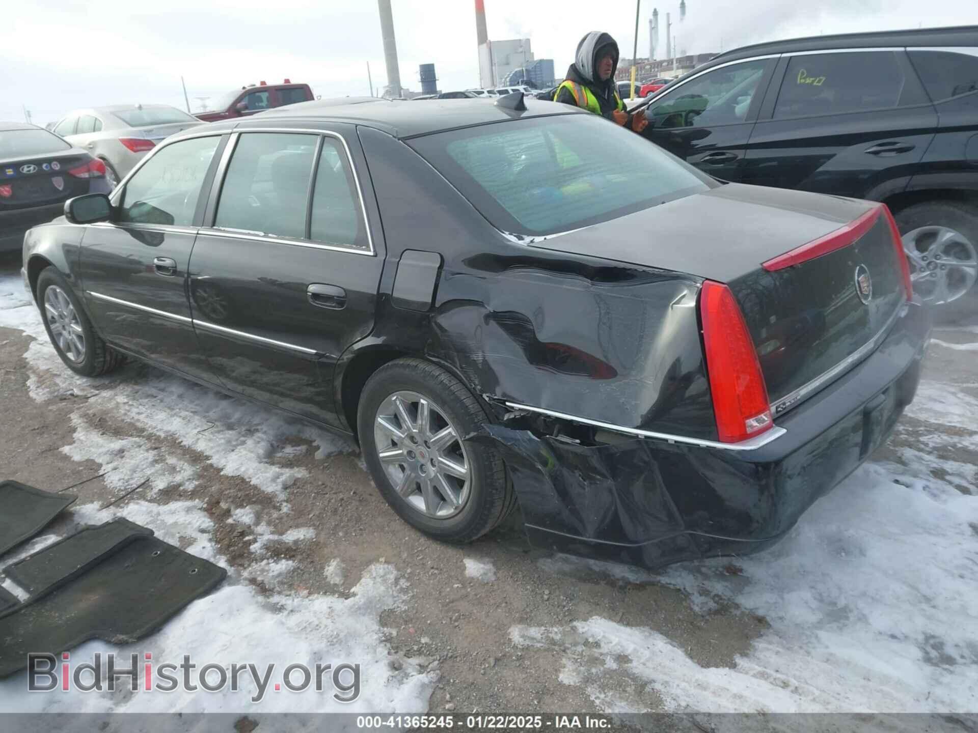 2011 CADILLAC DTS - VIN: 1G6KH5E66BU123957 - Фото 3