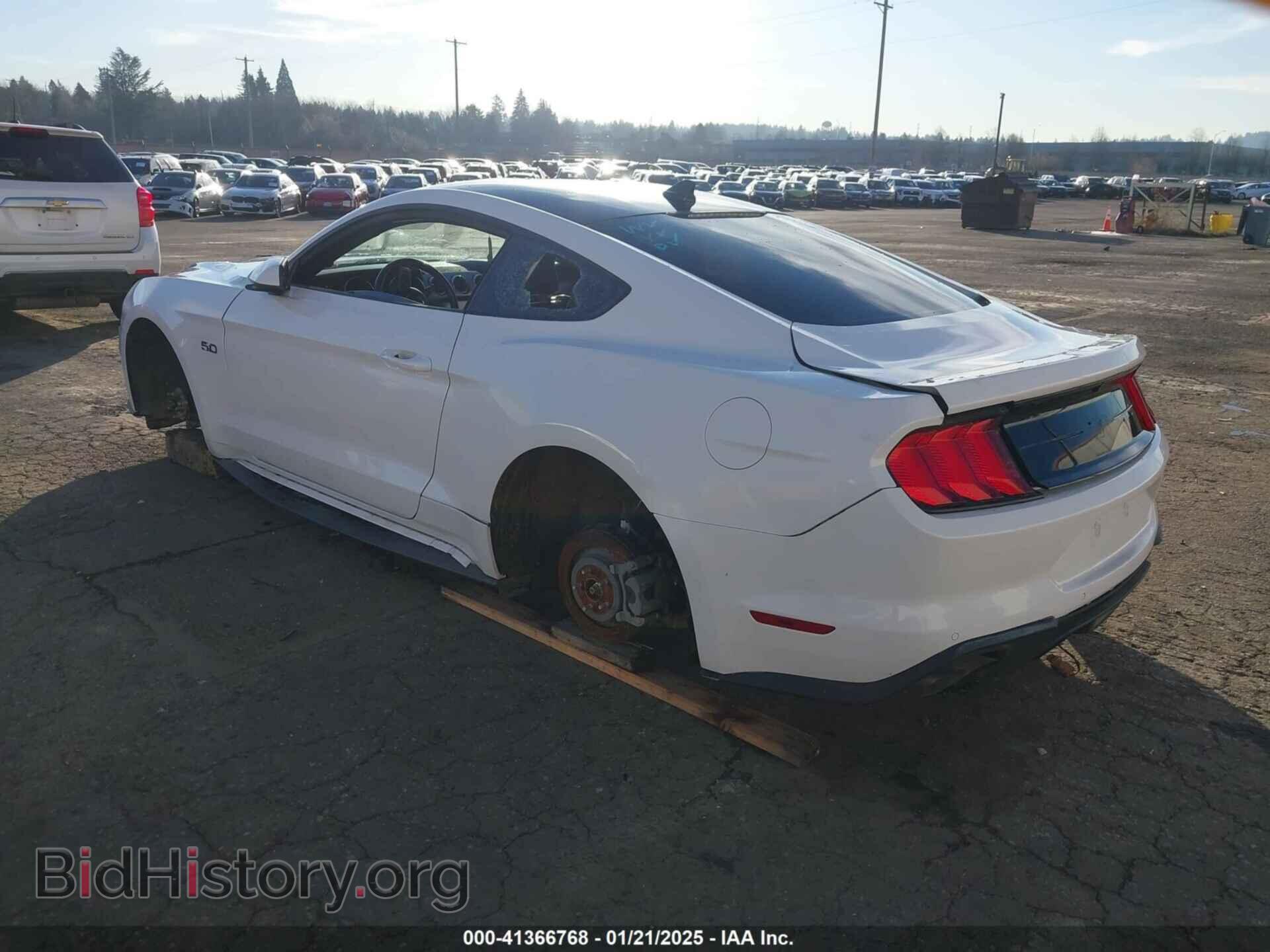 2020 FORD MUSTANG - VIN: 1FA6P8CF1L5187928 - Фото 3