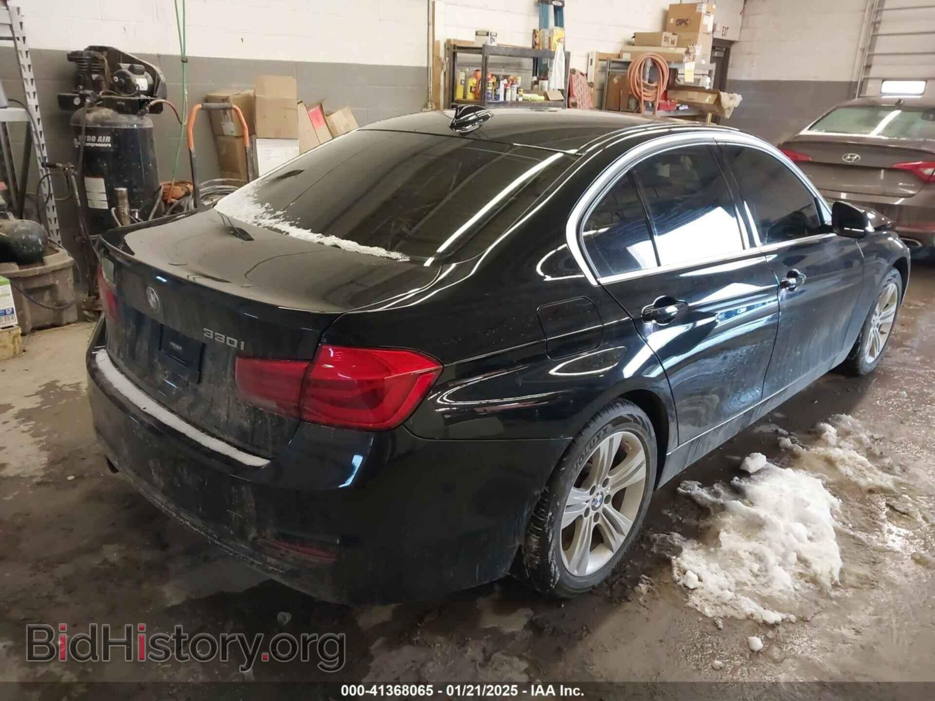 2018 BMW 330I - VIN: WBA8D9C56JA615468 - Фото 4