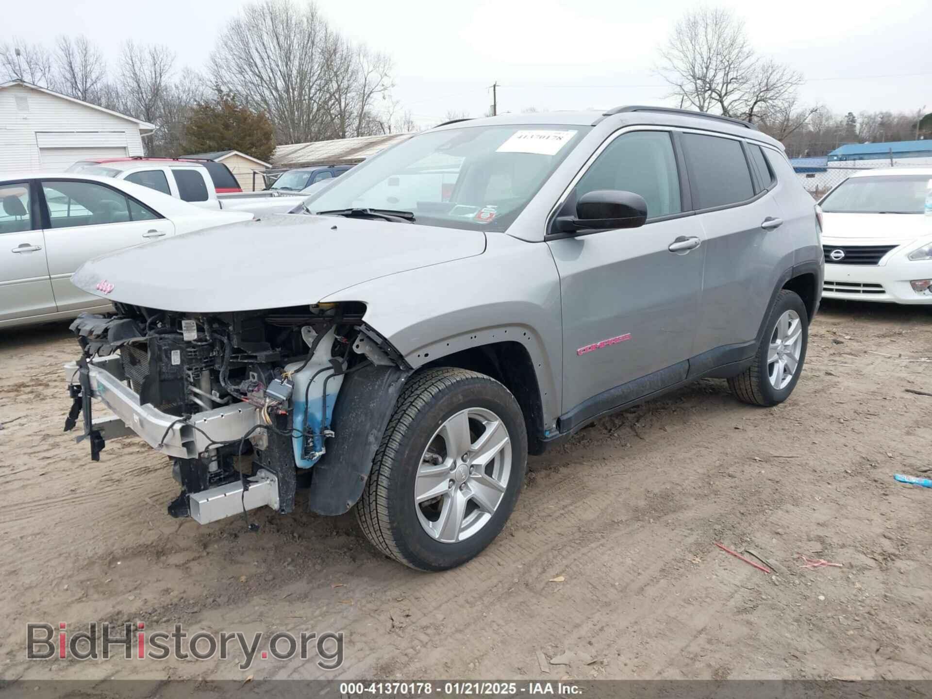 2022 JEEP COMPASS - VIN: 3C4NJDBB2NT183856 - Фото 2